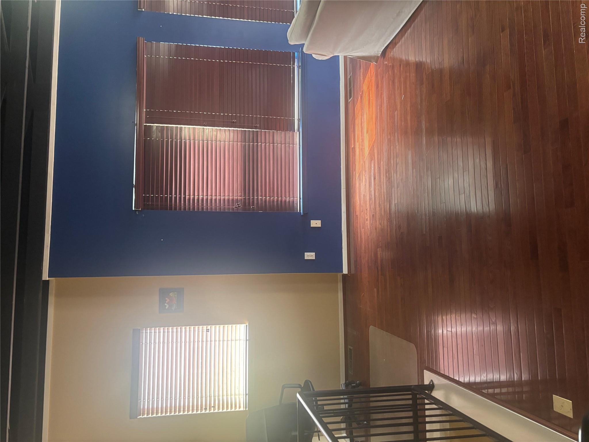 21 Delaware Street Property Photo 9