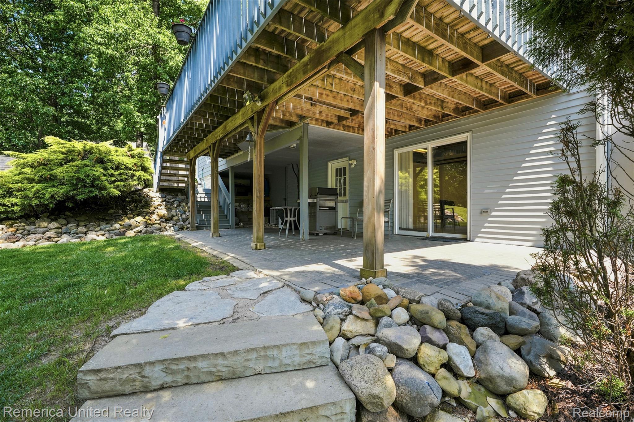 11922 Cody Creek Court Property Photo 48