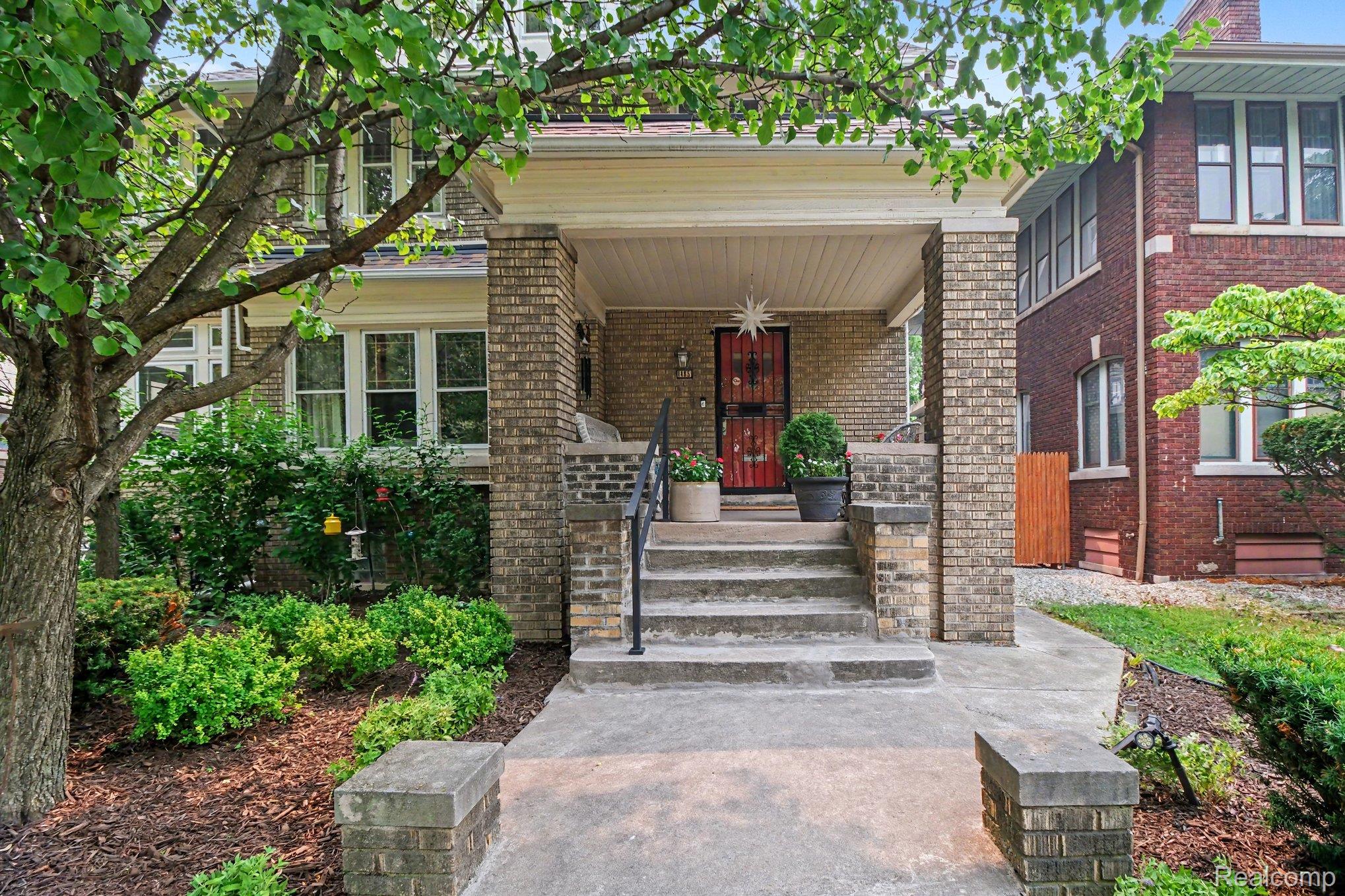 1485 Chicago Boulevard Property Photo 1