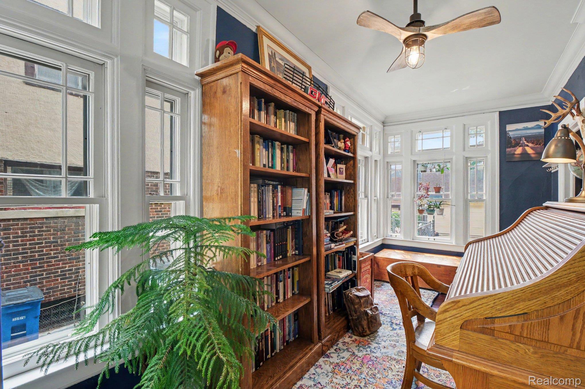 1485 Chicago Boulevard Property Photo 17