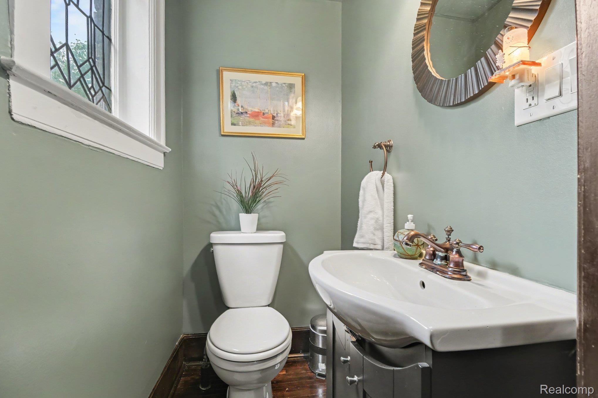 1485 Chicago Boulevard Property Photo 19