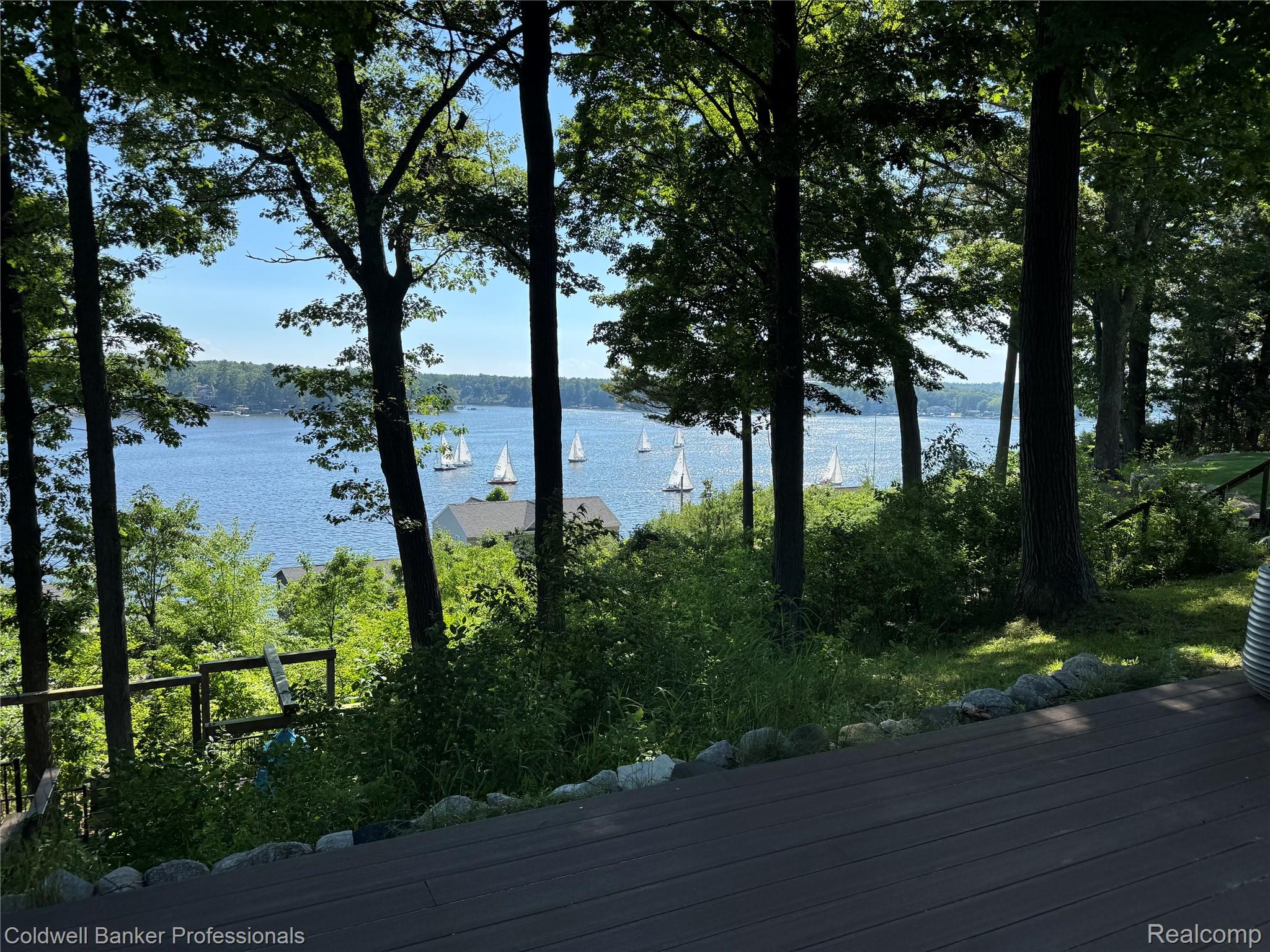 5253 W Lakeview Drive Property Photo 11