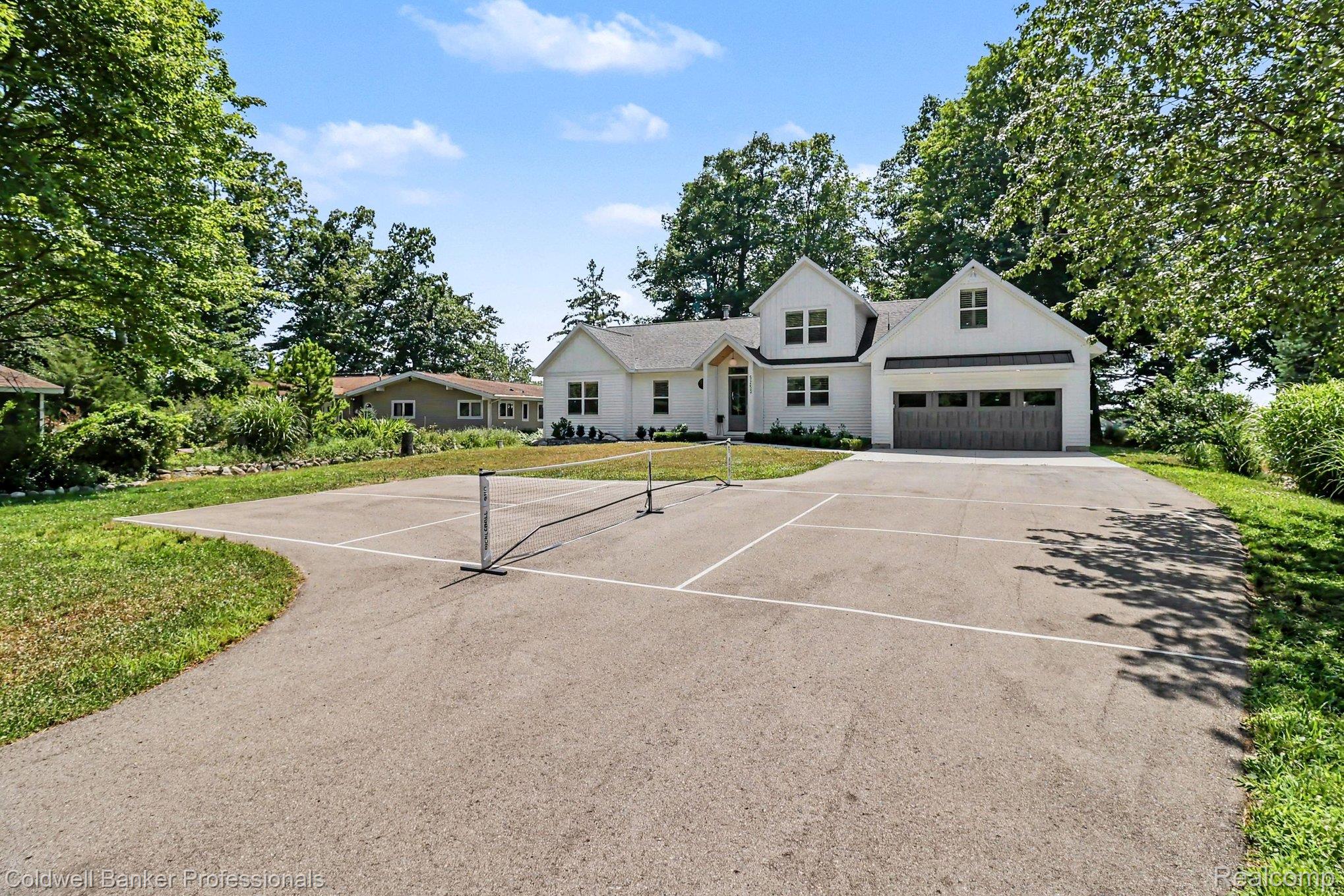 5253 W Lakeview Drive Property Photo 15