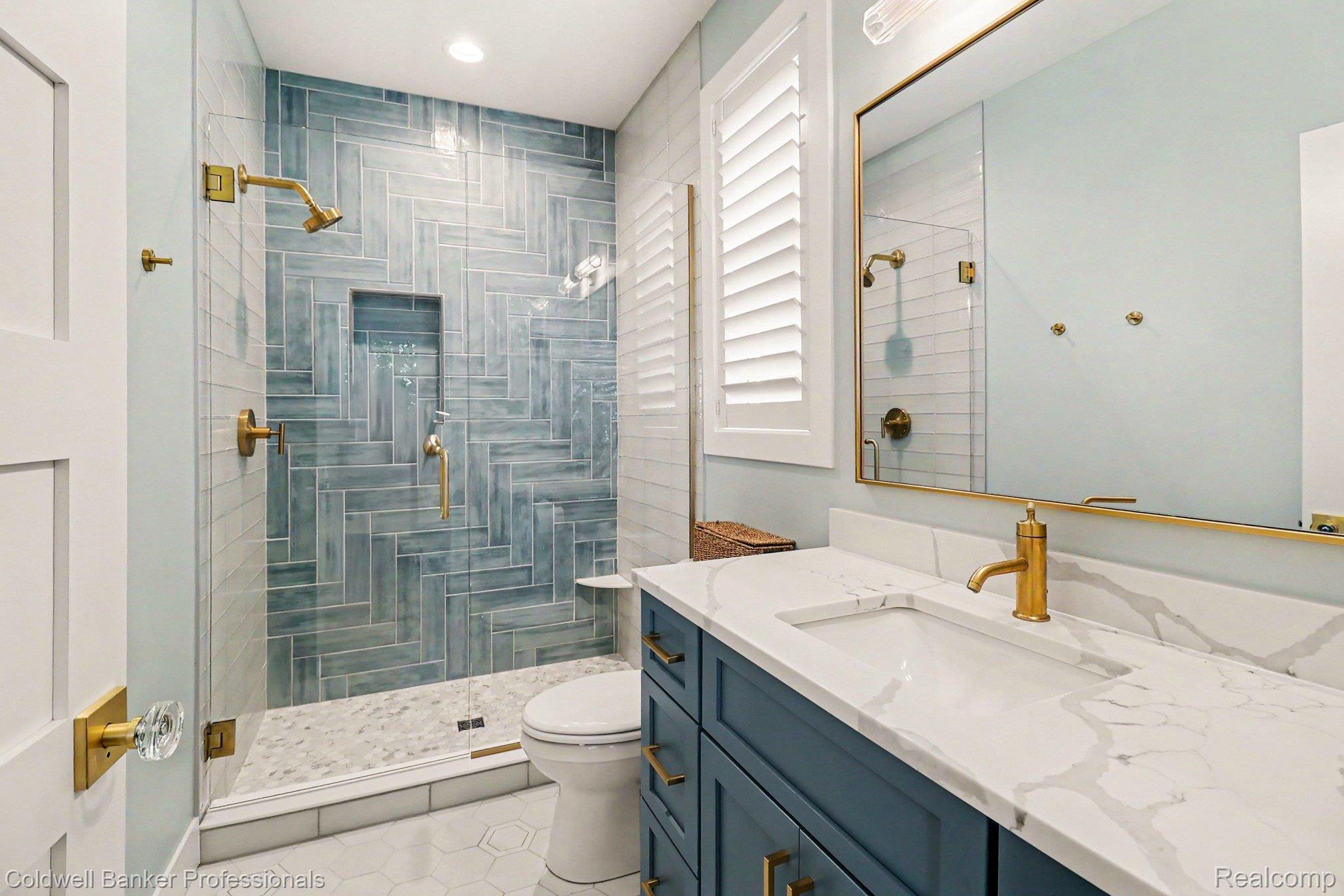 5253 W Lakeview Drive Property Photo 38
