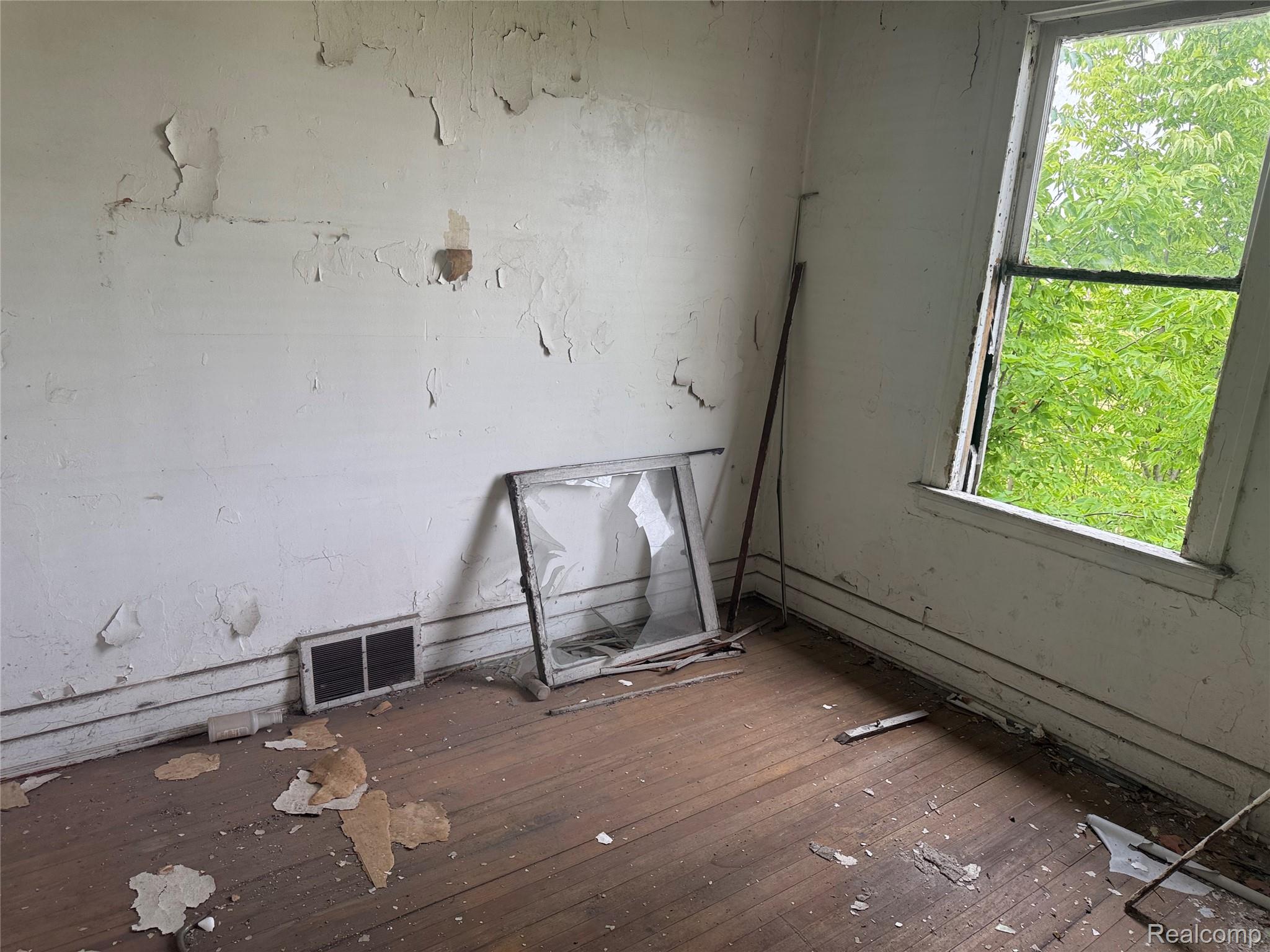 7360 Georgia Street Property Photo 21