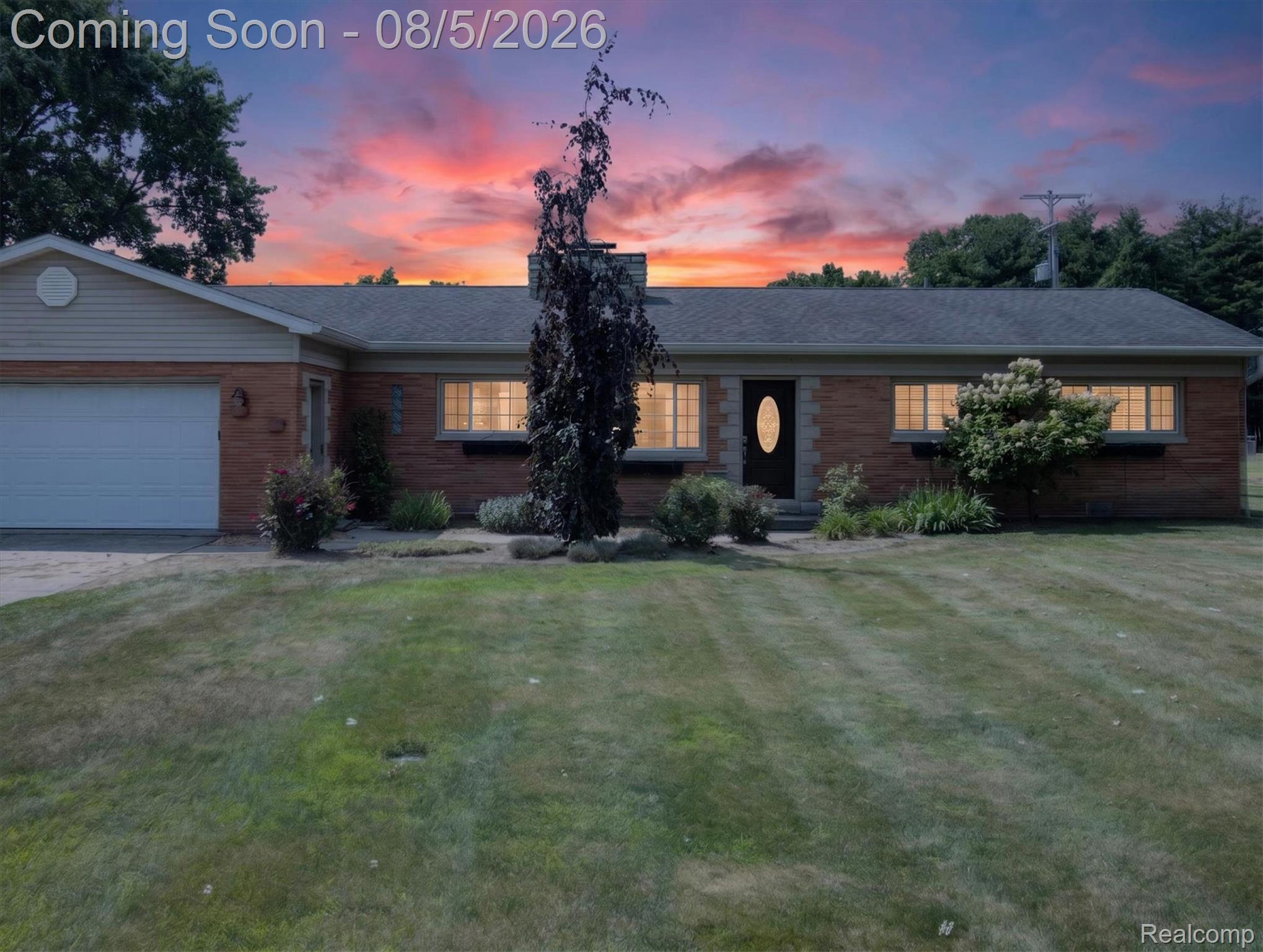 137 Sunview Drive Property Photo 1