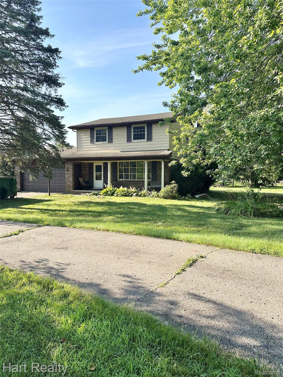 590 E Borland Road Property Photo 1