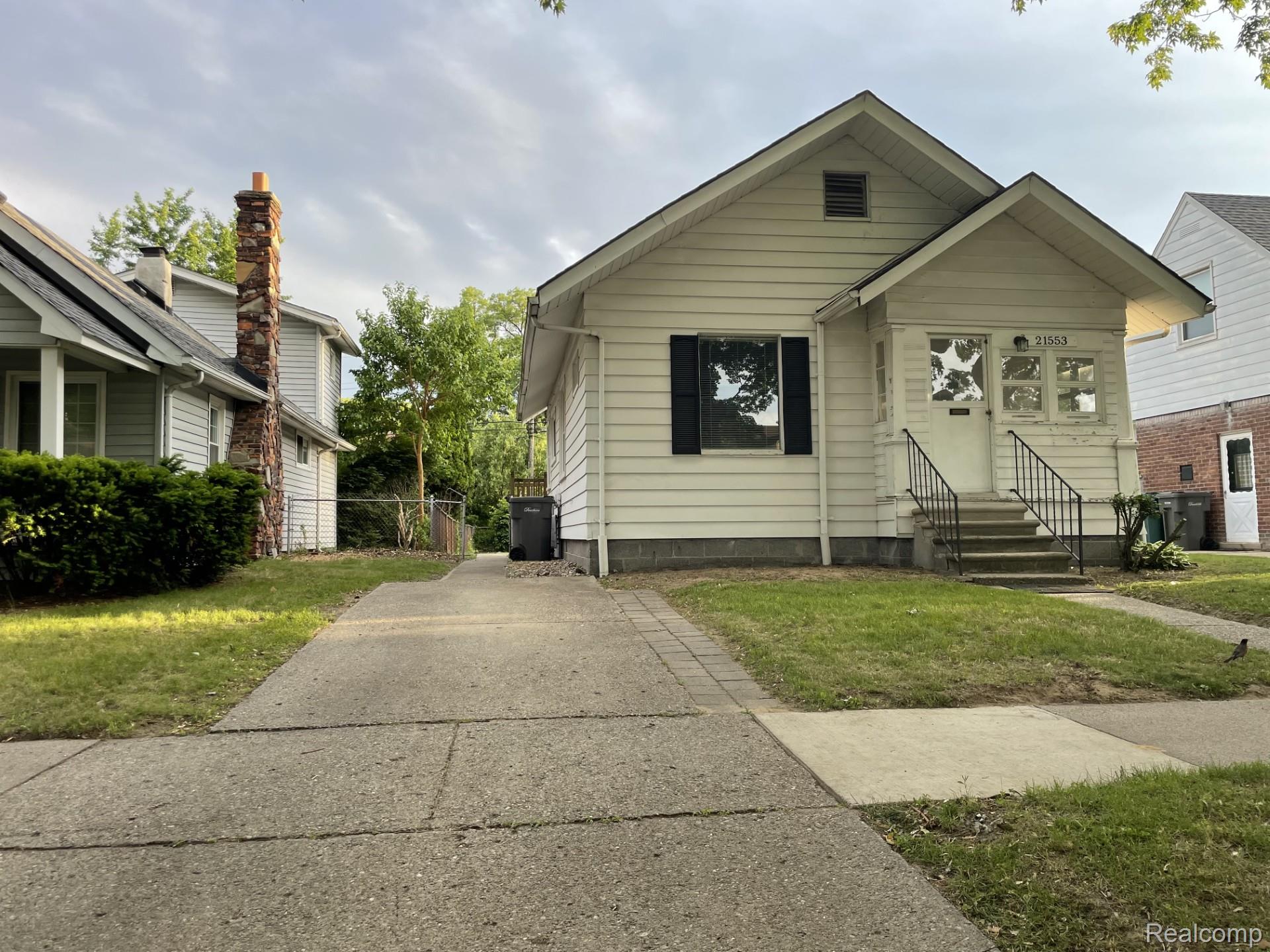 21553 Audette Street Property Photo 1