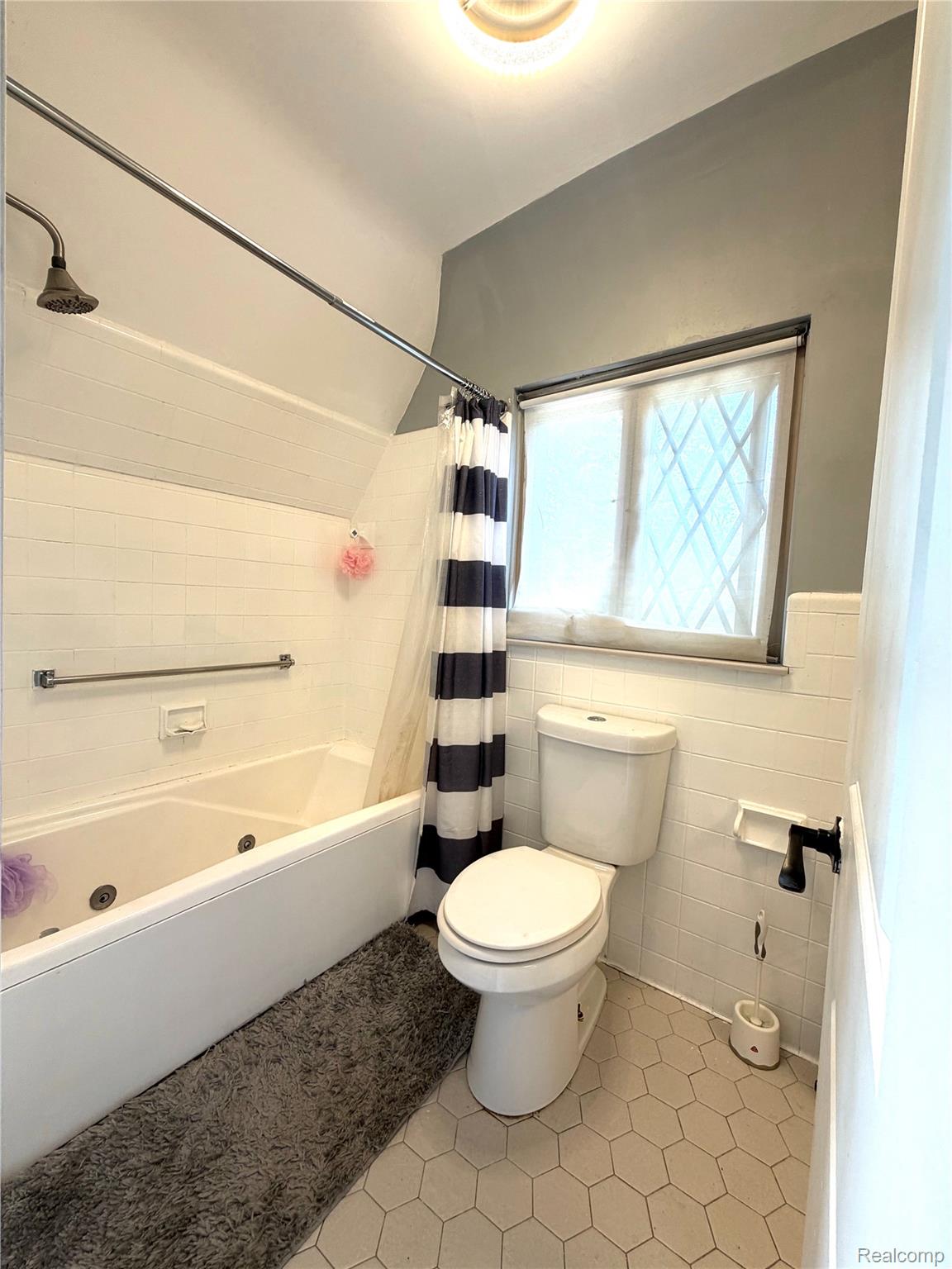 8215 Bramell Property Photo 14