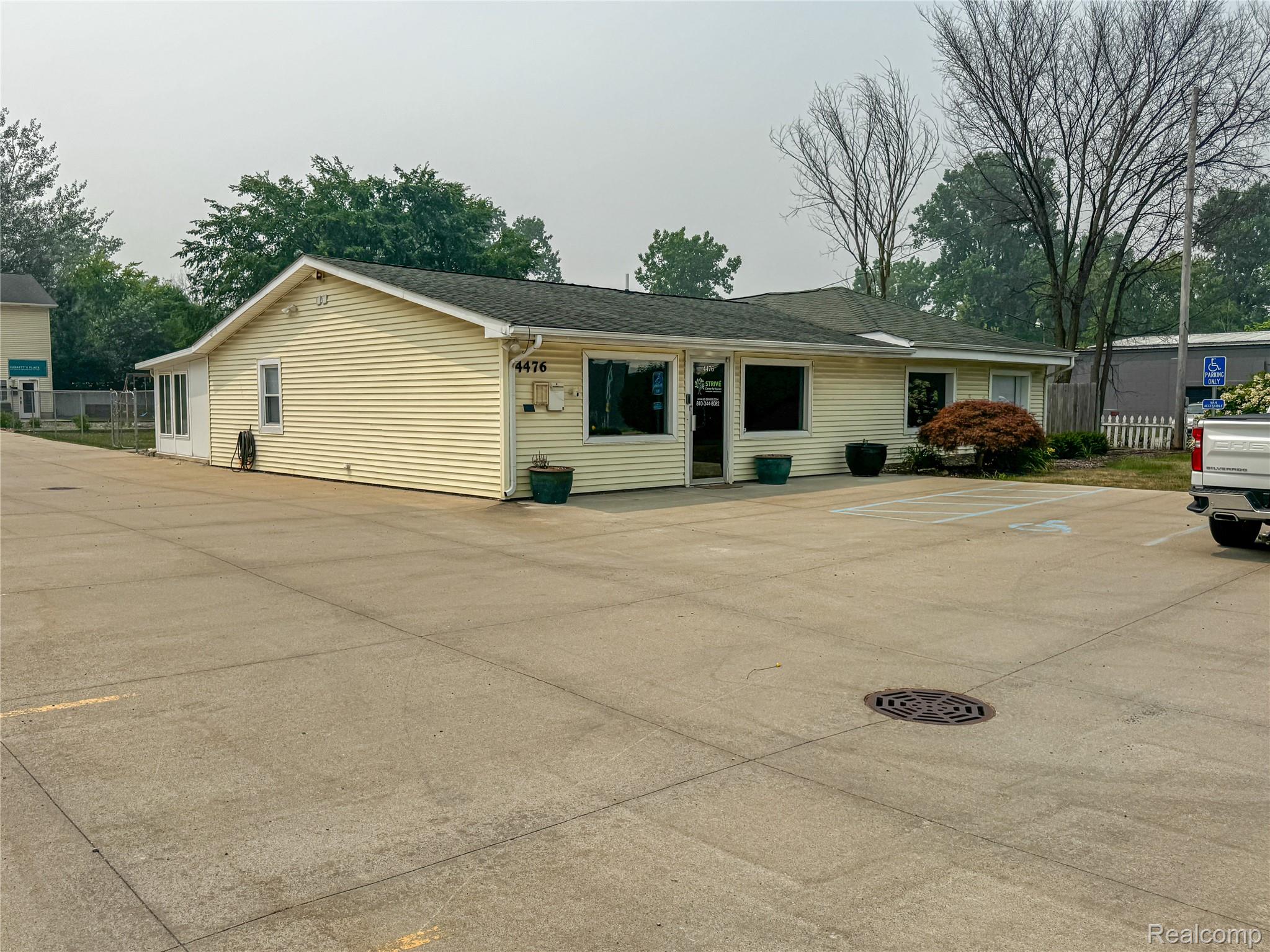 4476 S Dort Highway Property Photo 1