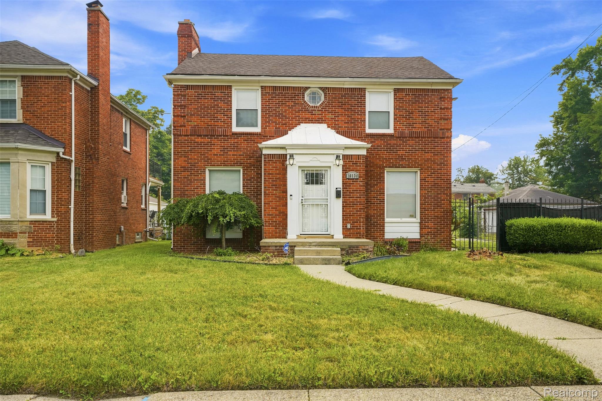 16130 Whitcomb Street Property Photo 1