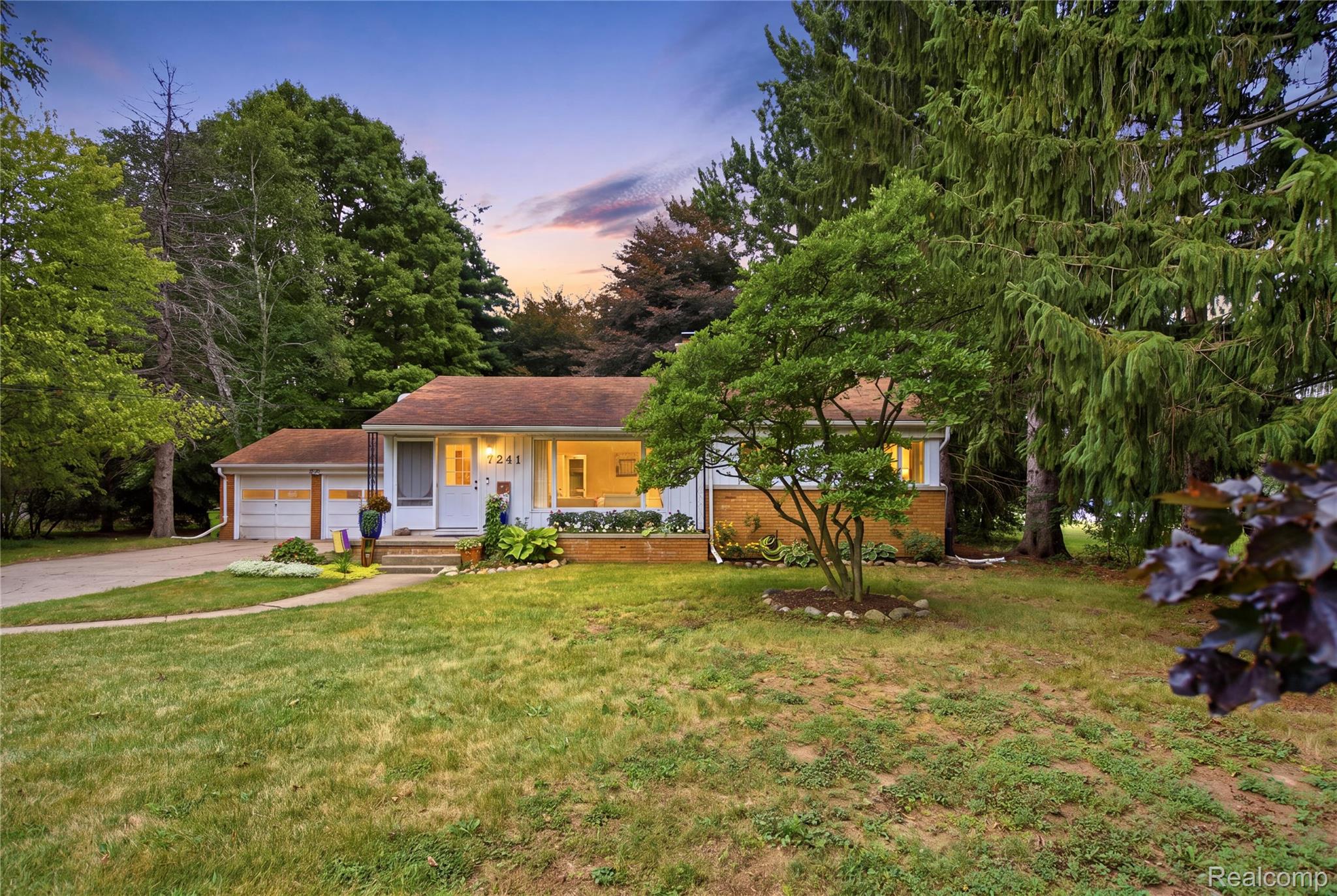 7241 Miller Road Property Photo 1