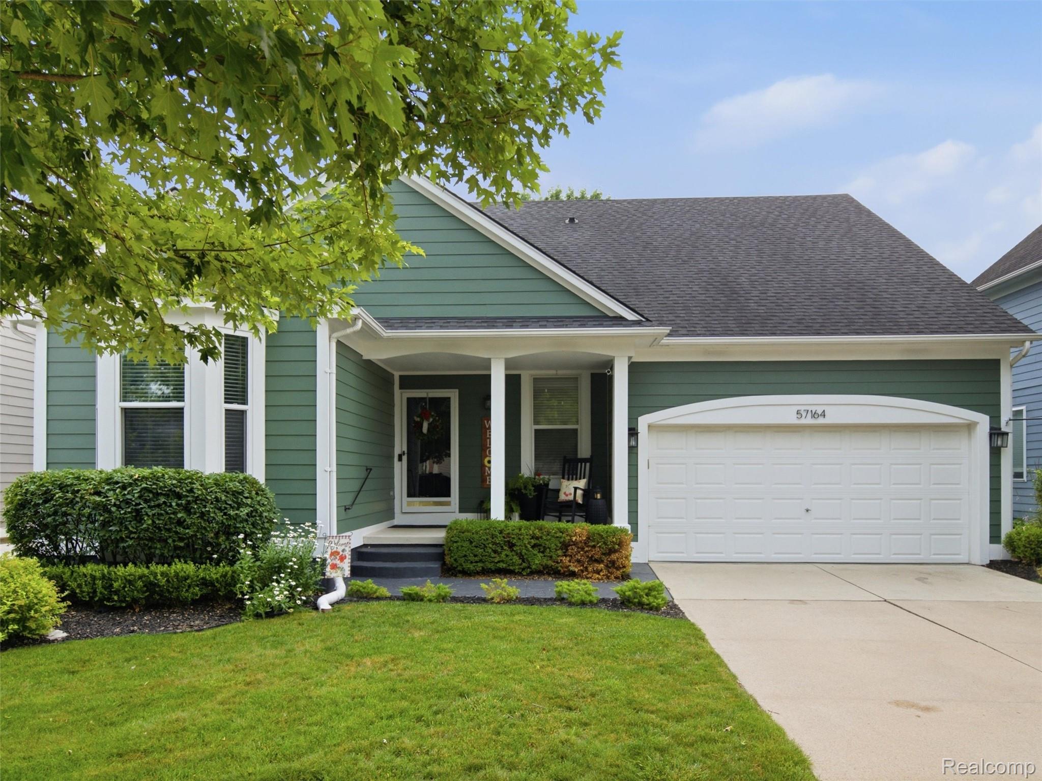 57164 Tanglewood Street Property Photo 1