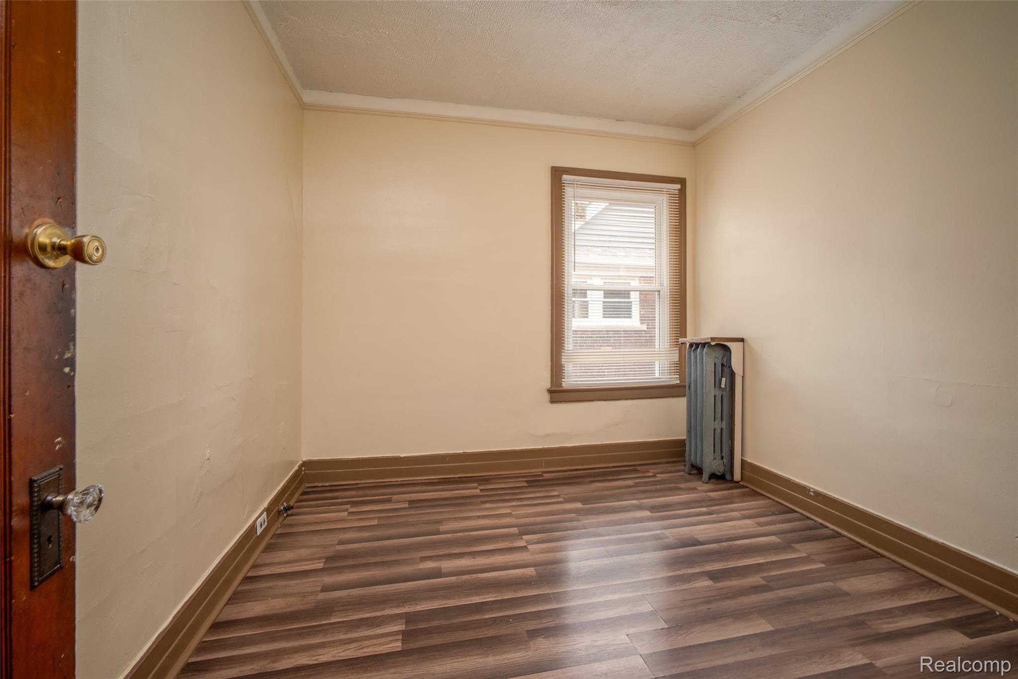 3970 Helen Street Property Photo 24
