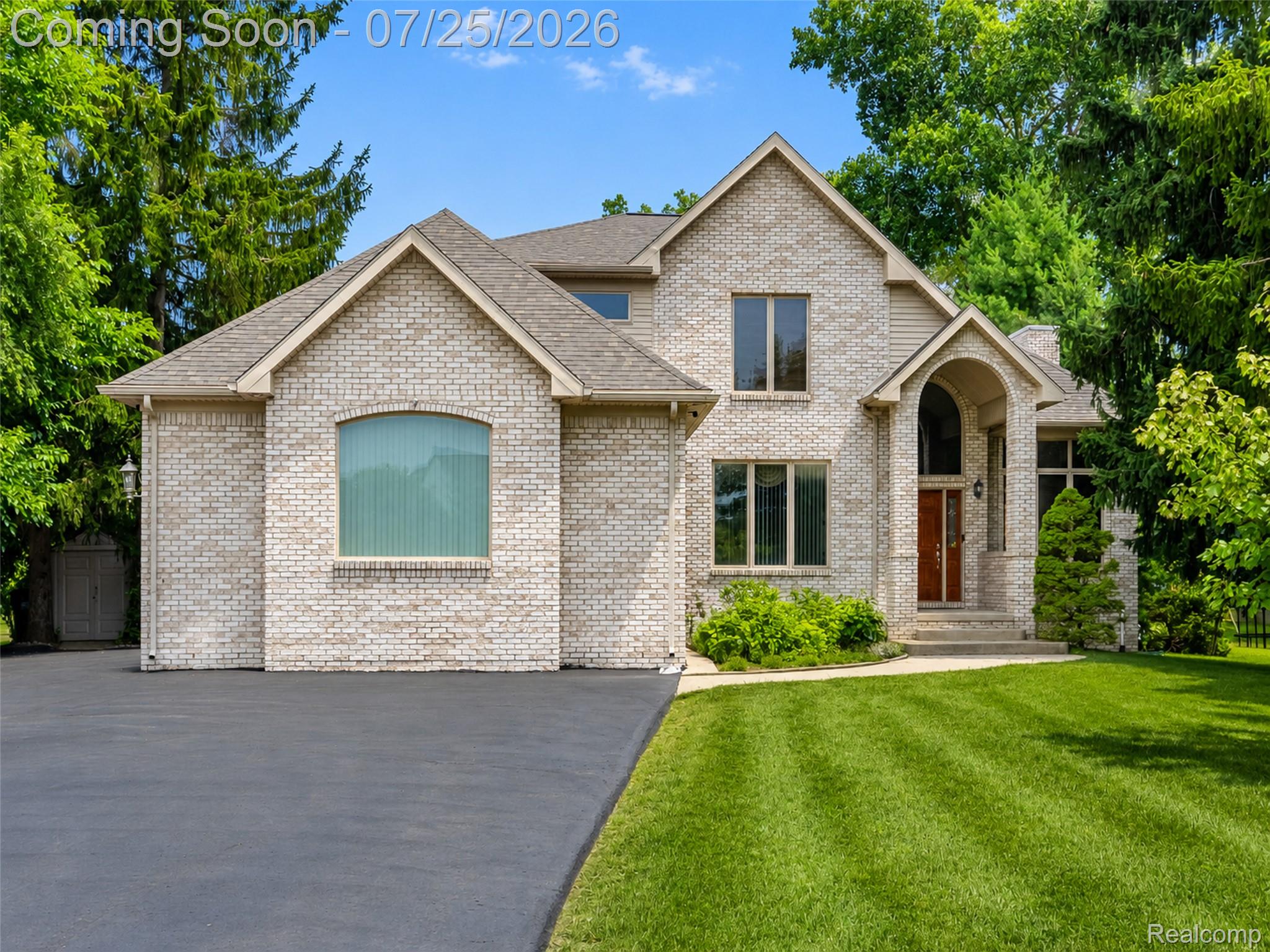 3757 Bendelow Road Property Photo 1