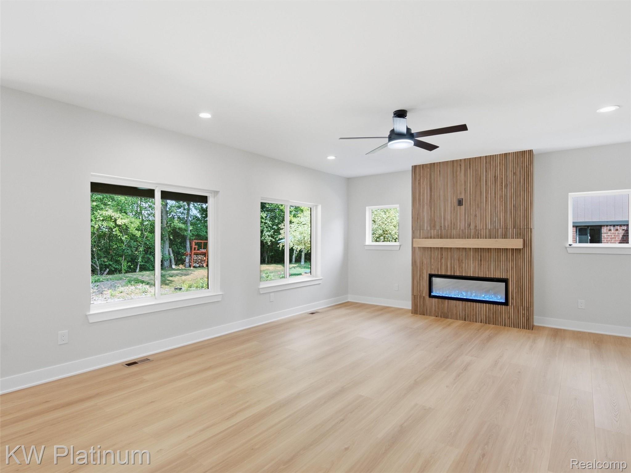 3416 Round Tree Drive Property Photo 5
