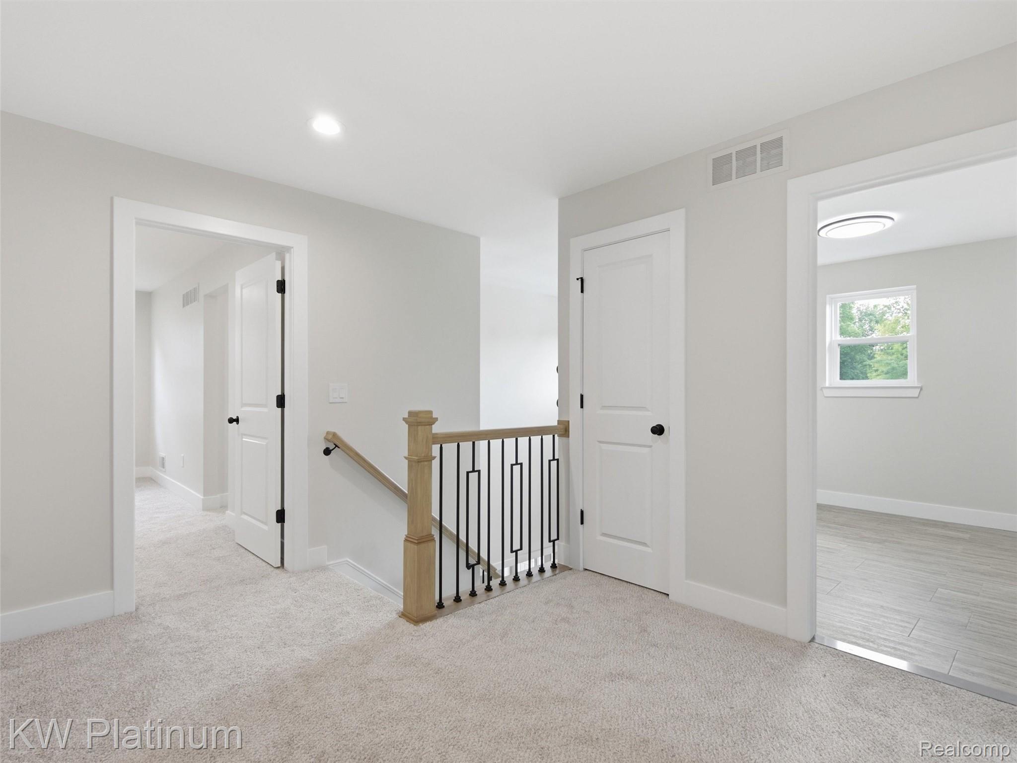3416 Round Tree Drive Property Photo 28