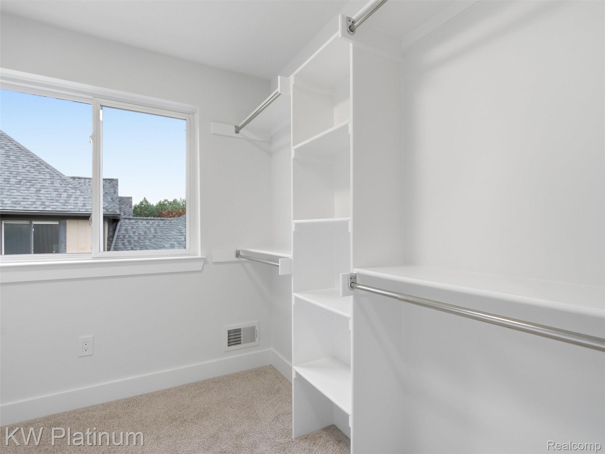 3416 Round Tree Drive Property Photo 39