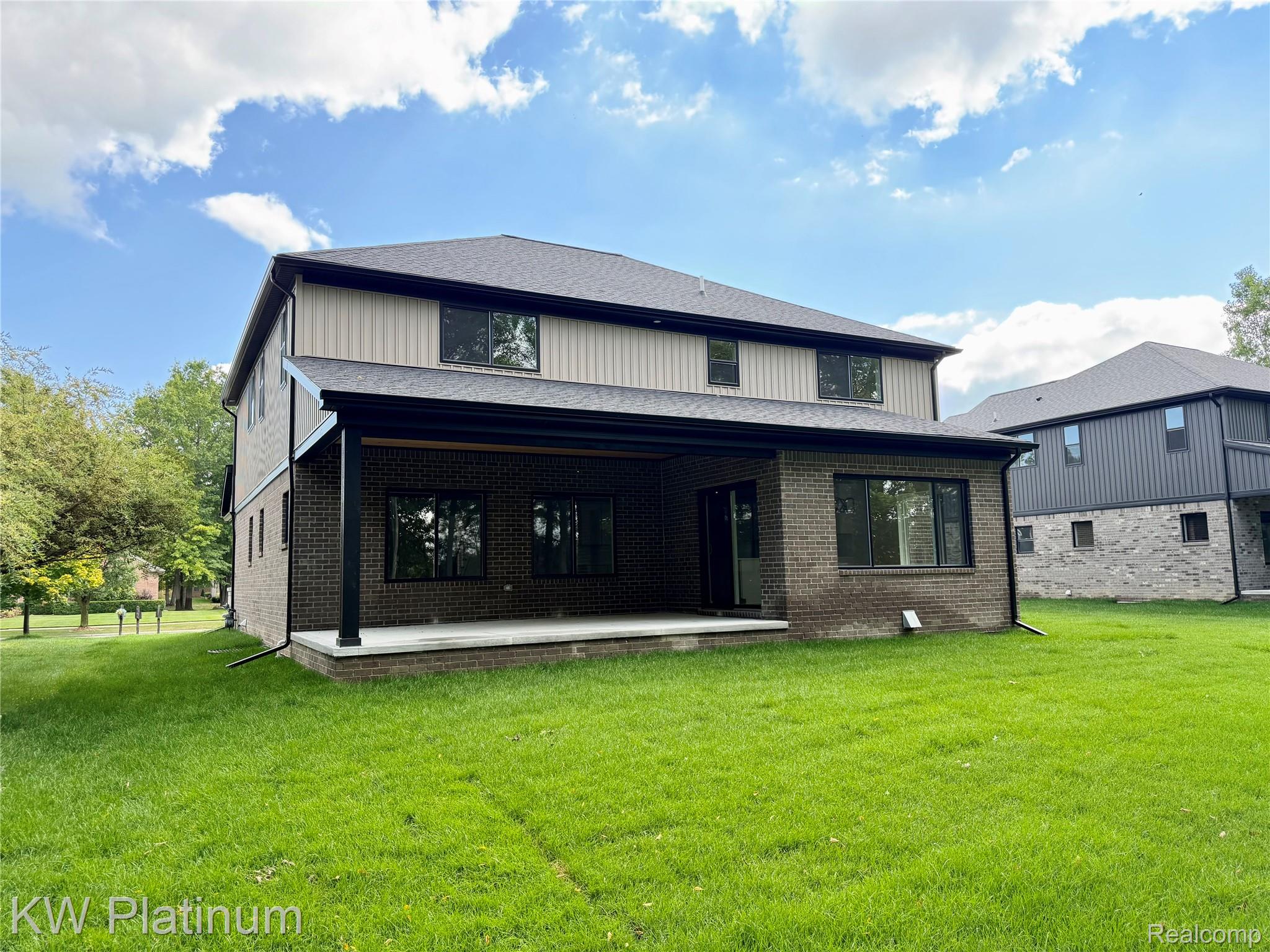 3416 Round Tree Drive Property Photo 54