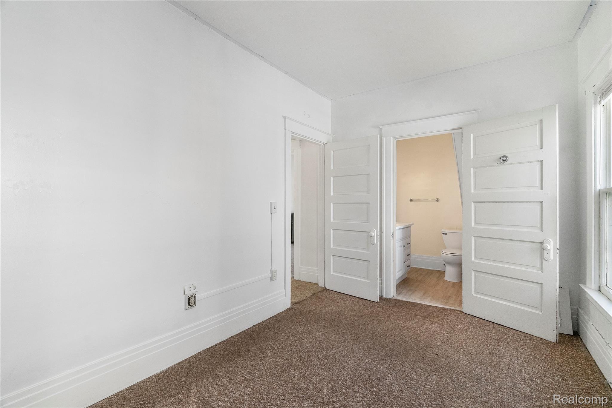 1024 8th Street Property Photo 40