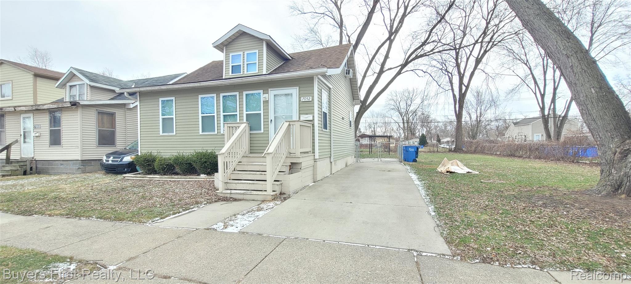 7052 Meadow Avenue Property Photo 3