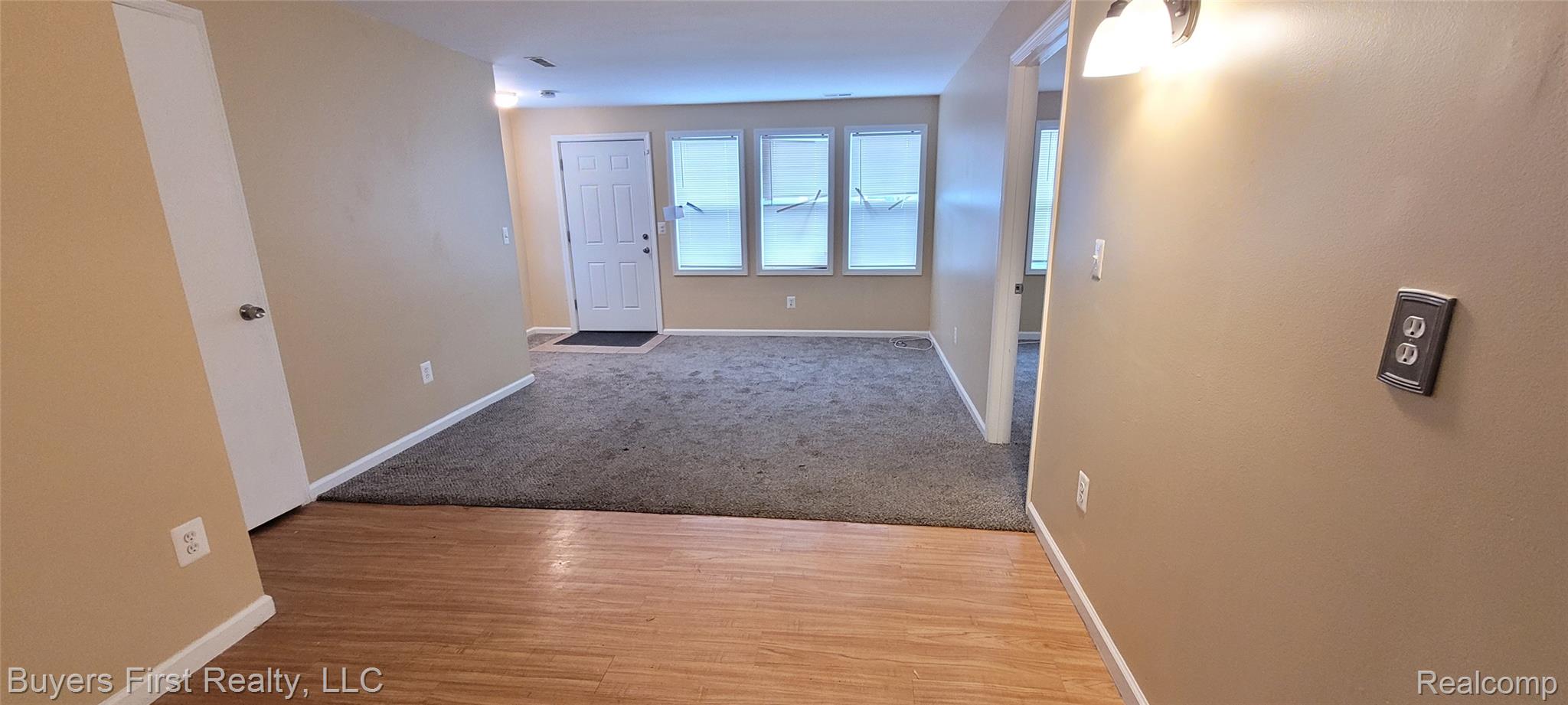 7052 Meadow Avenue Property Photo 9