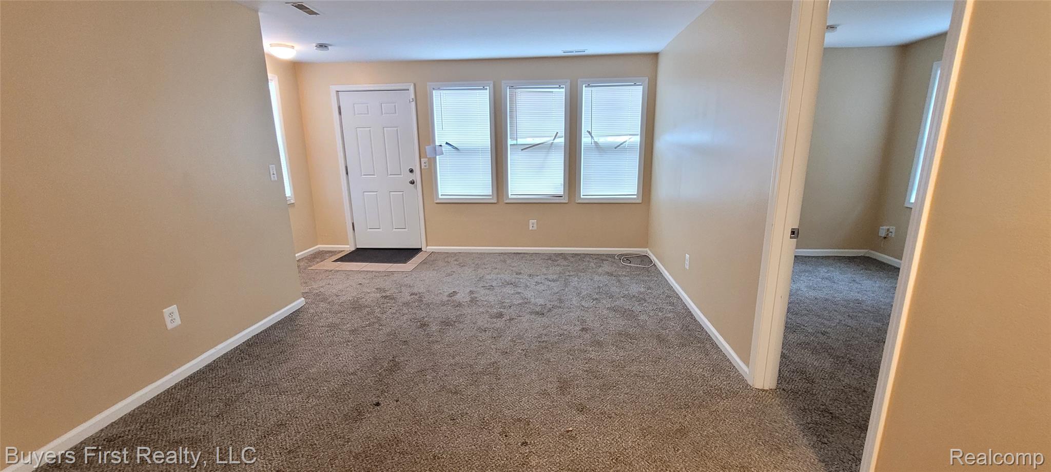 7052 Meadow Avenue Property Photo 10