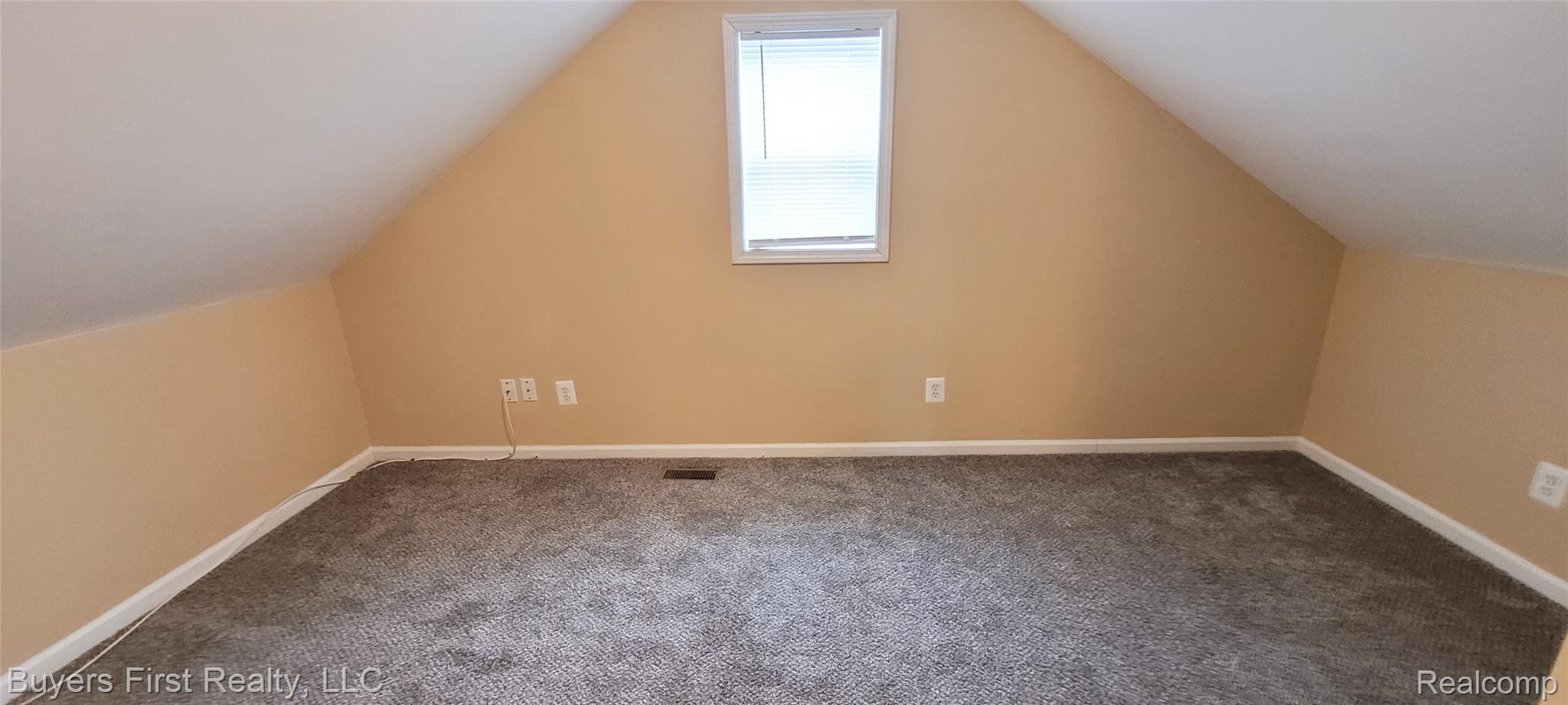 7052 Meadow Avenue Property Photo 16