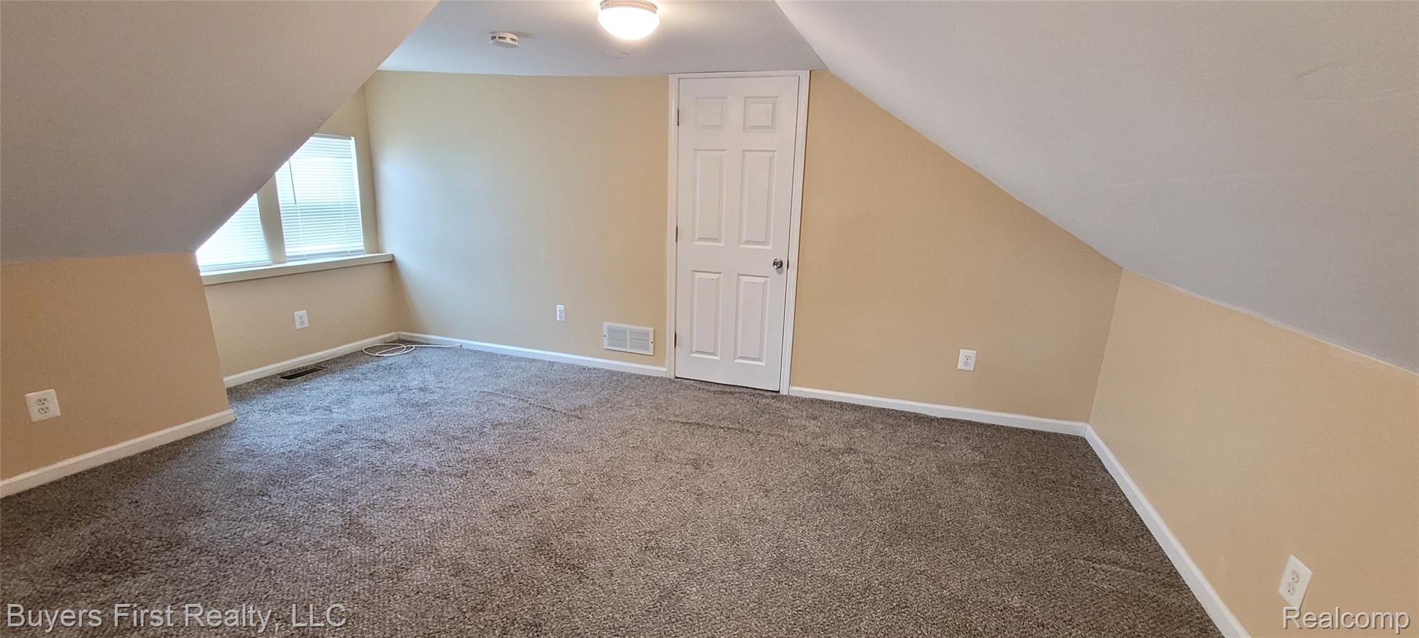 7052 Meadow Avenue Property Photo 18