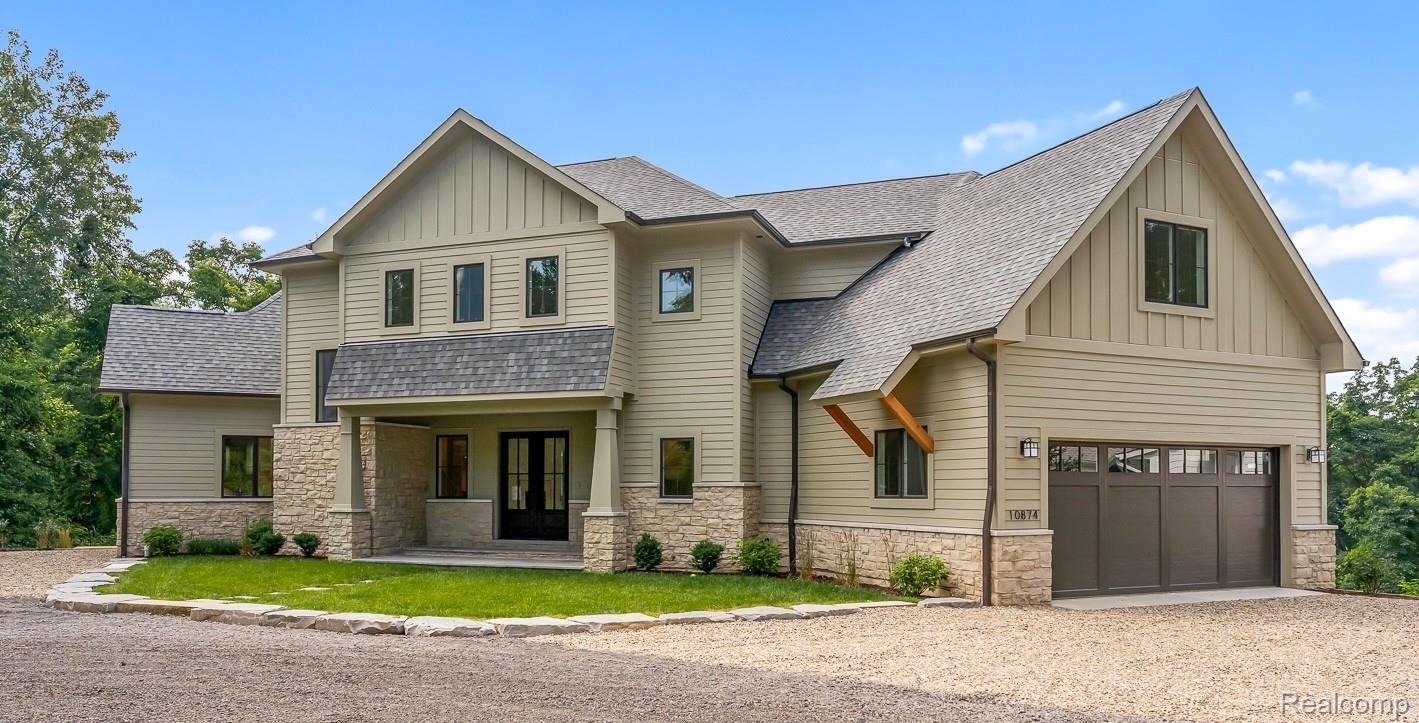 10874 Basswood Drive Property Photo 1