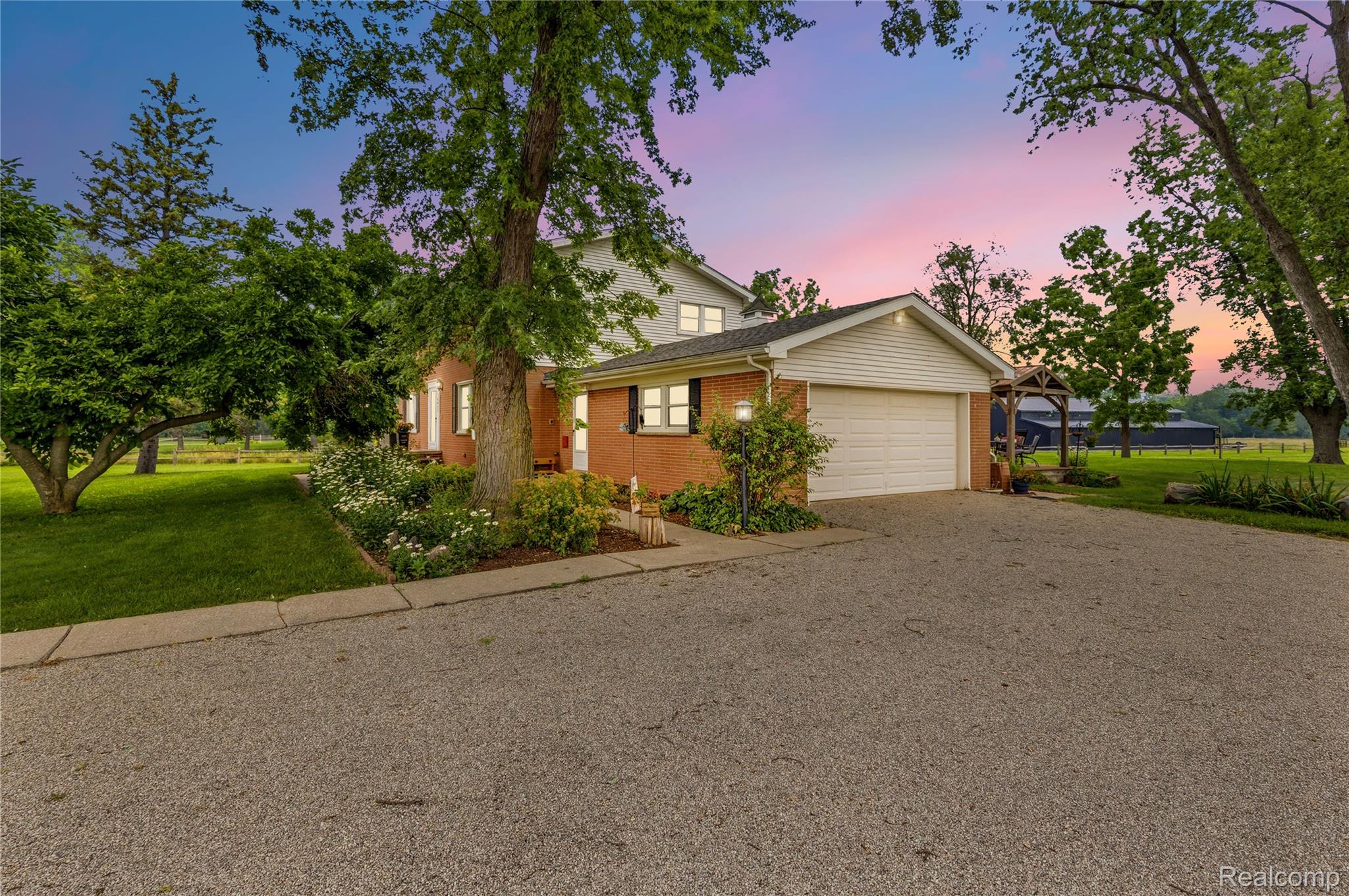 4925 S Huron River Drive Property Photo 1