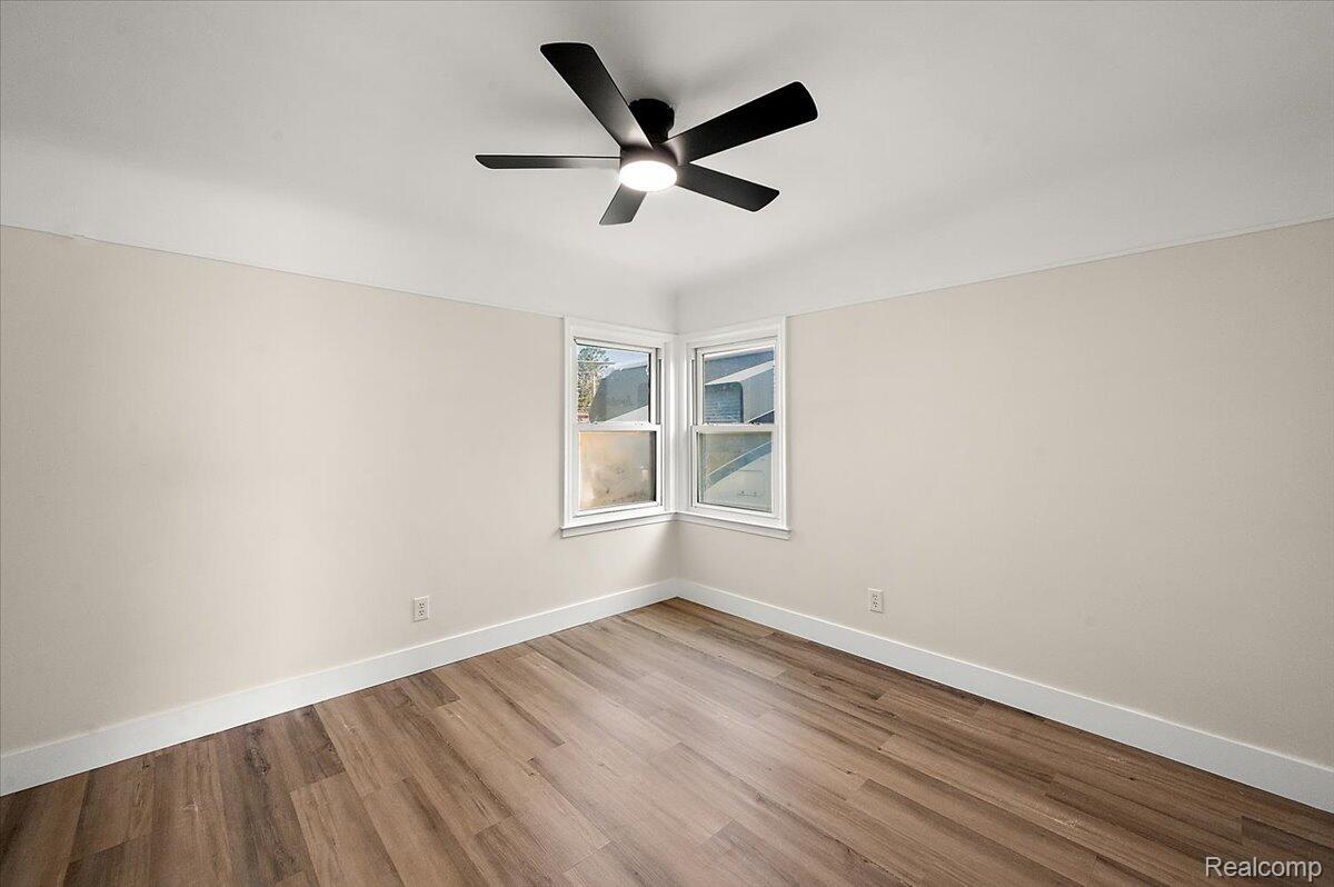29606 S River Road Property Photo 17