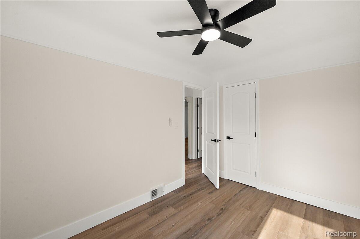 29606 S River Road Property Photo 18