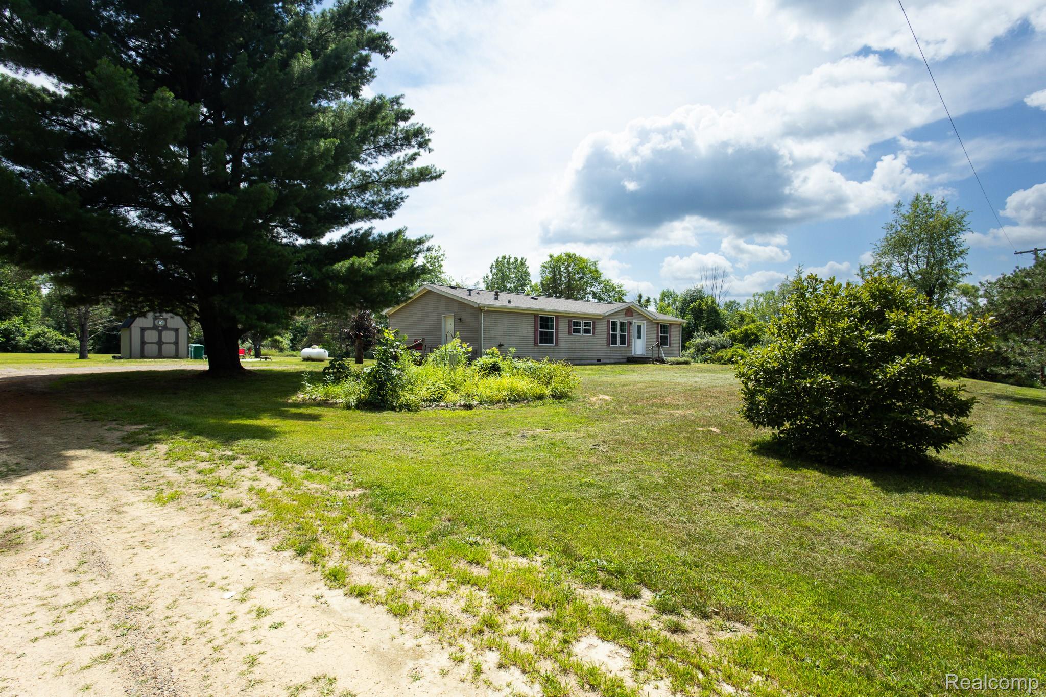2649 Brown Road Property Photo 3