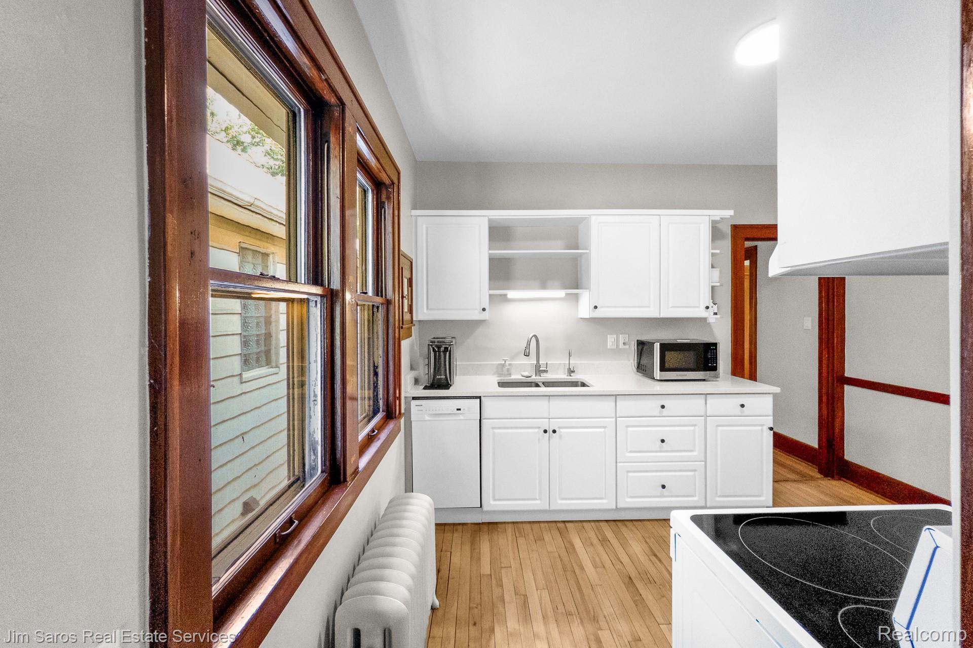 1244 Maryland Street Property Photo 8