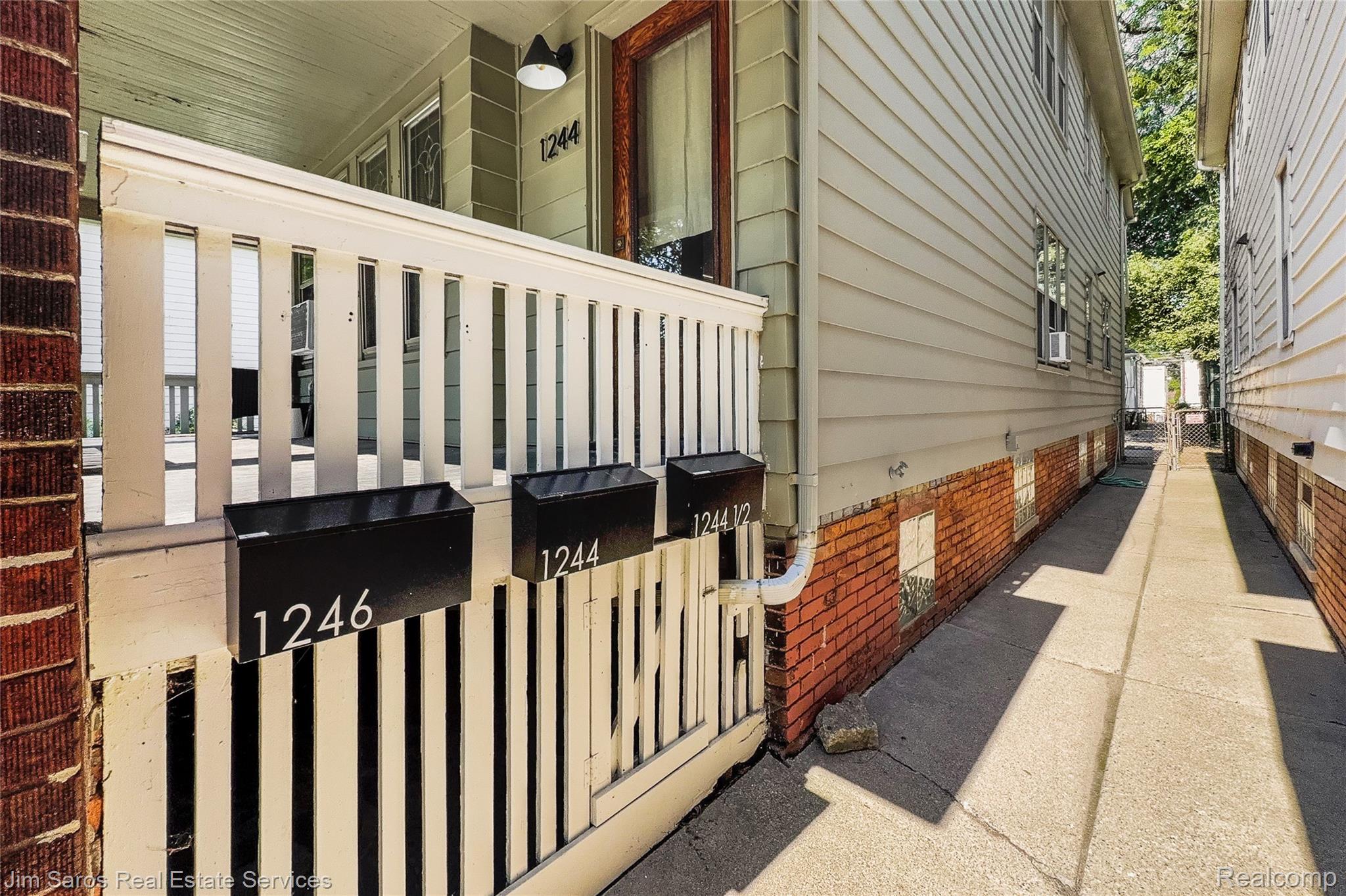 1244 Maryland Street Property Photo 14