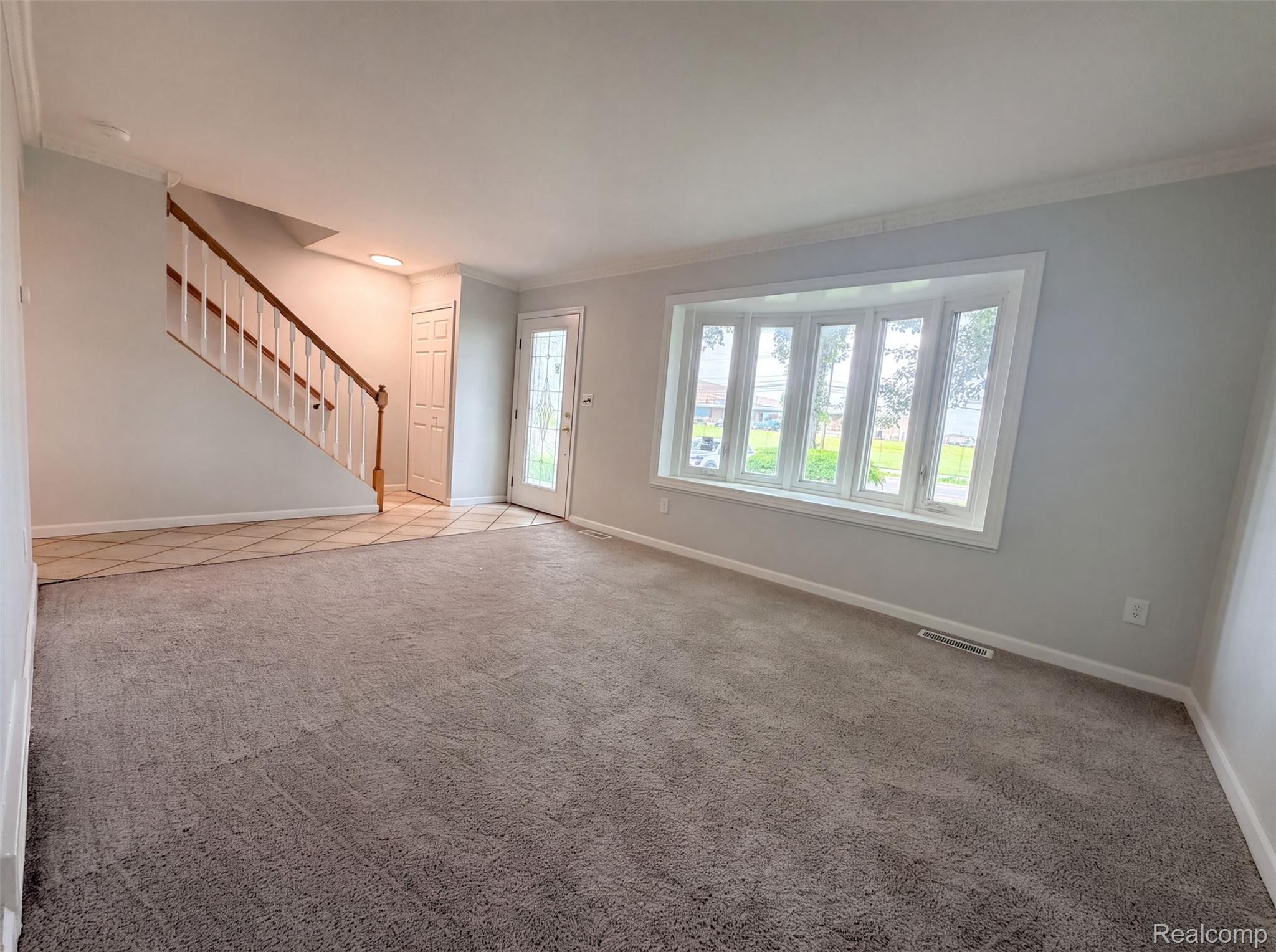 14729 Moran Road Property Photo 9