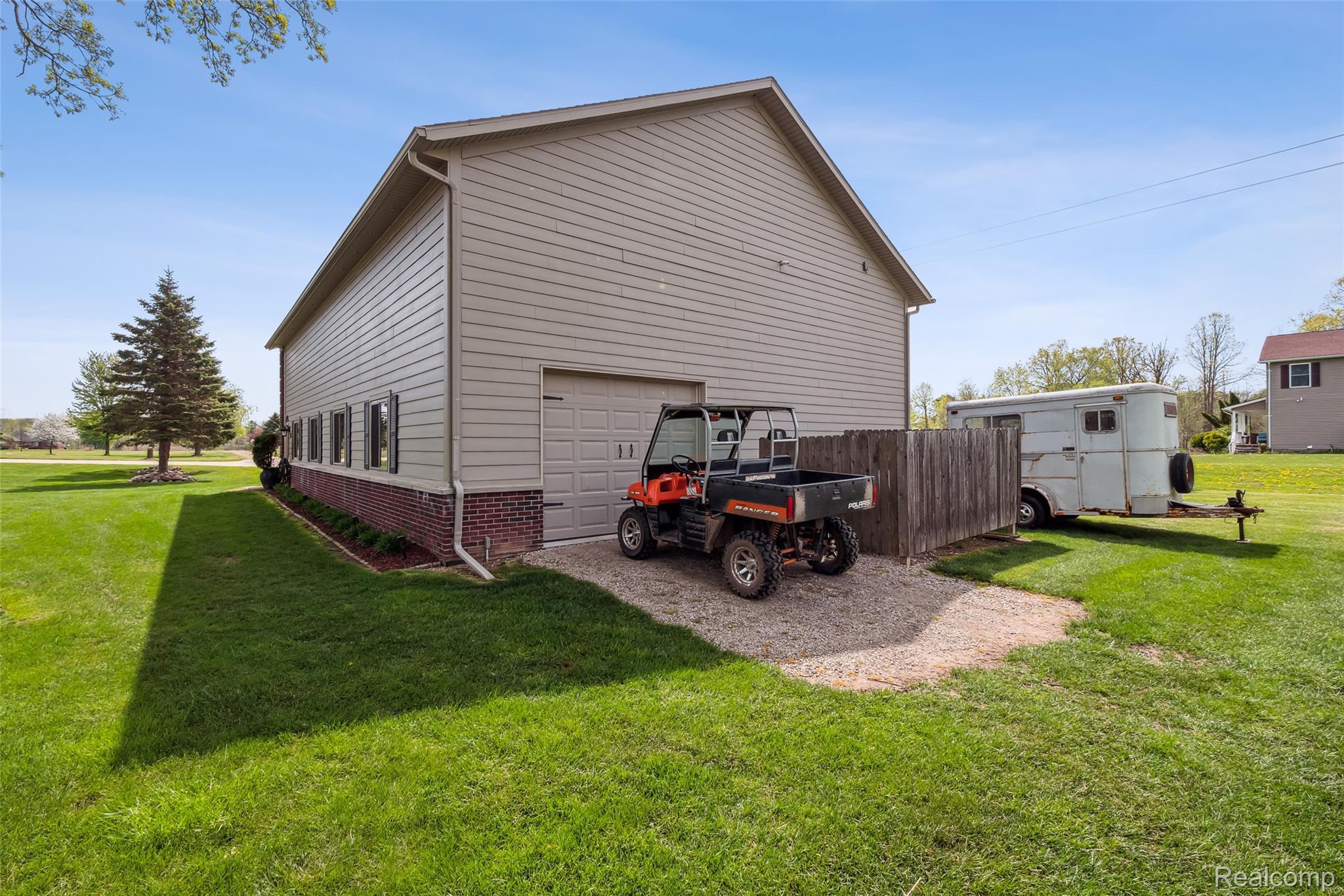 5460 Cochrane Road Property Photo 35