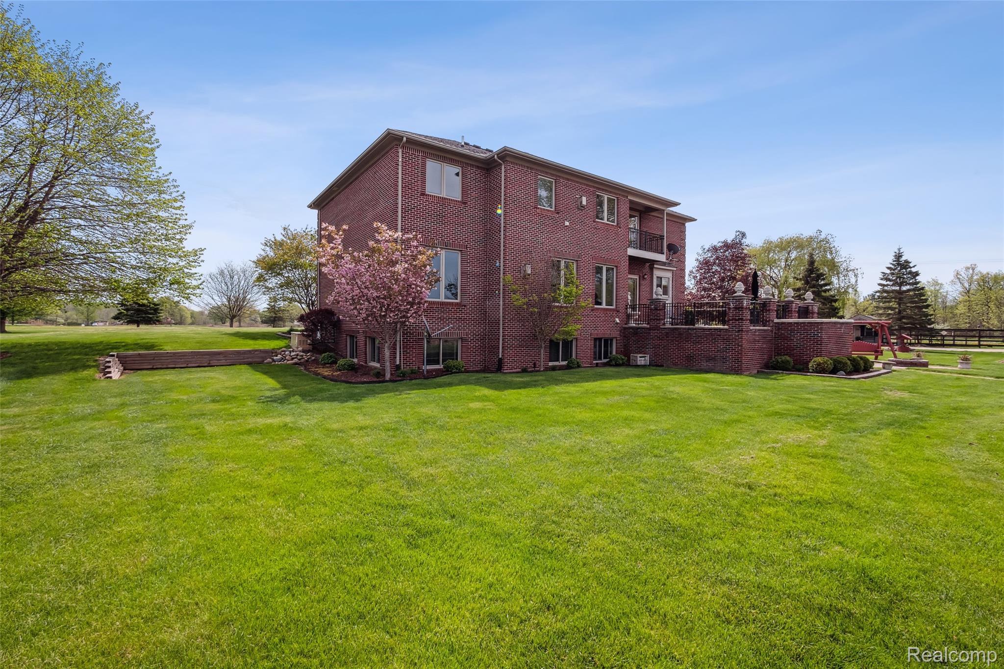 5460 Cochrane Road Property Photo 40