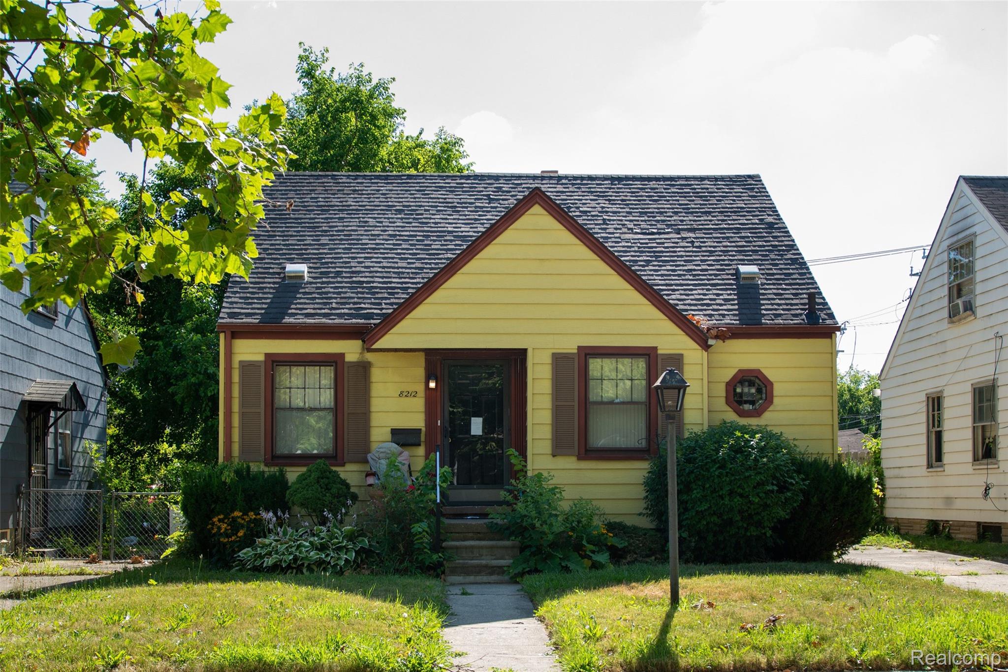 8212 Penrod Street Property Photo 1