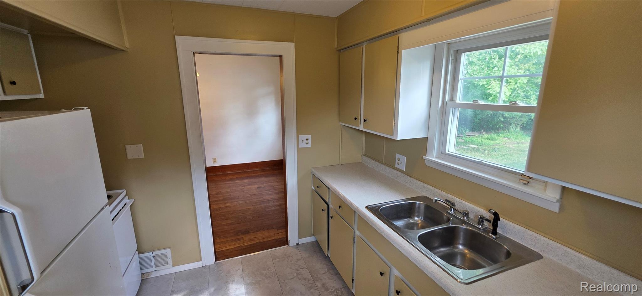 724 Alexandrine Ave Avenue Property Photo 11