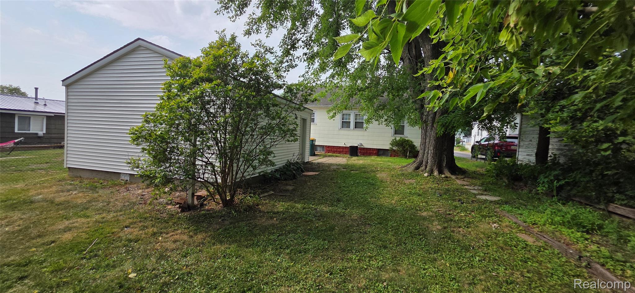 724 Alexandrine Ave Avenue Property Photo 29