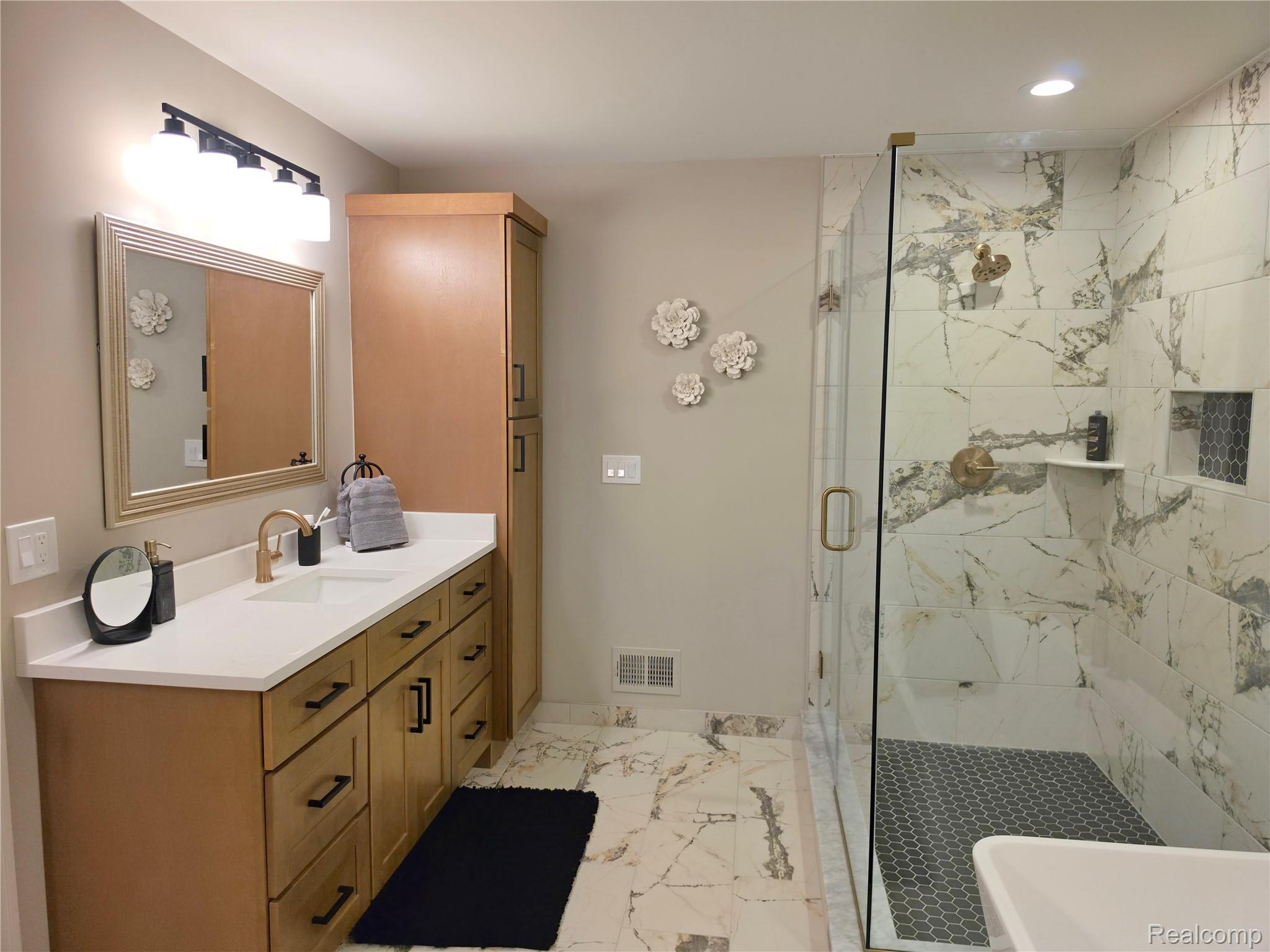 7398 Brys Property Photo 25