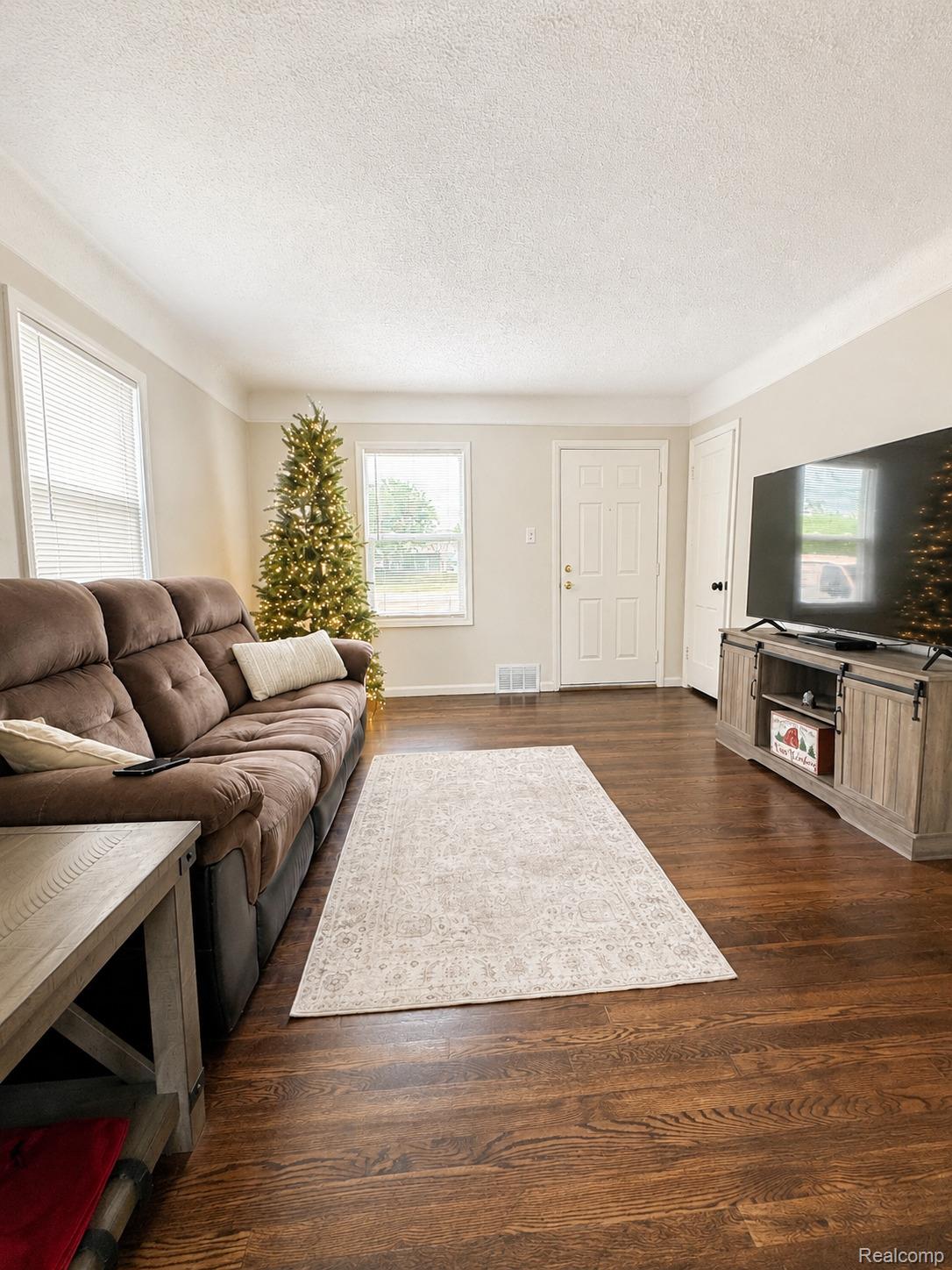 31492 Cherry Hill Road Property Photo 4