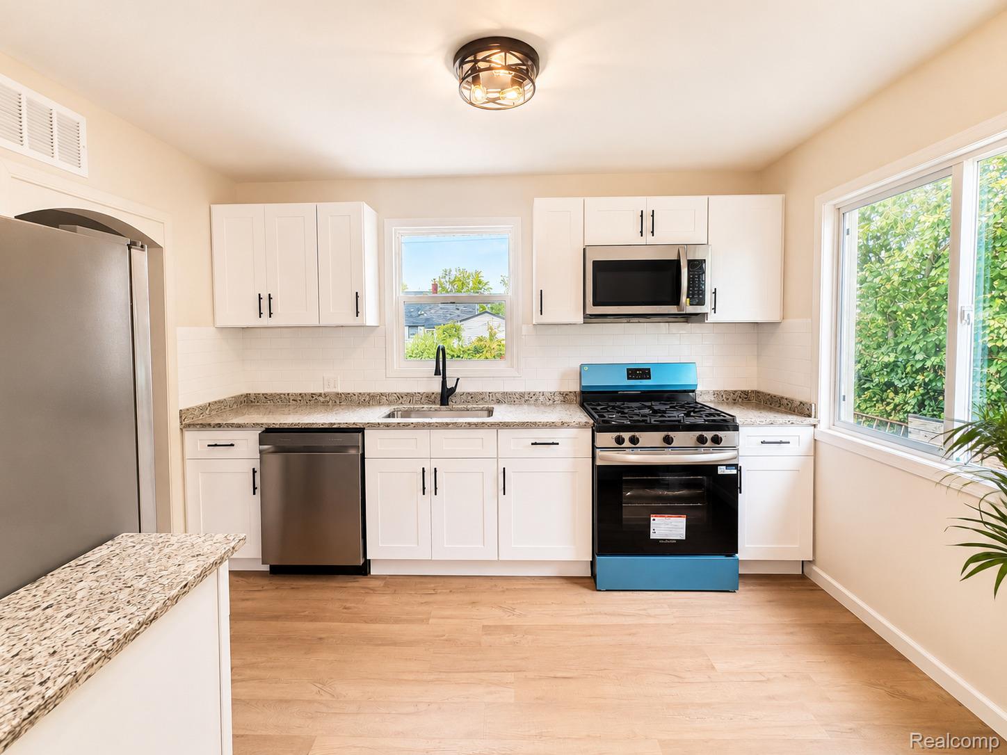 31492 Cherry Hill Road Property Photo 6
