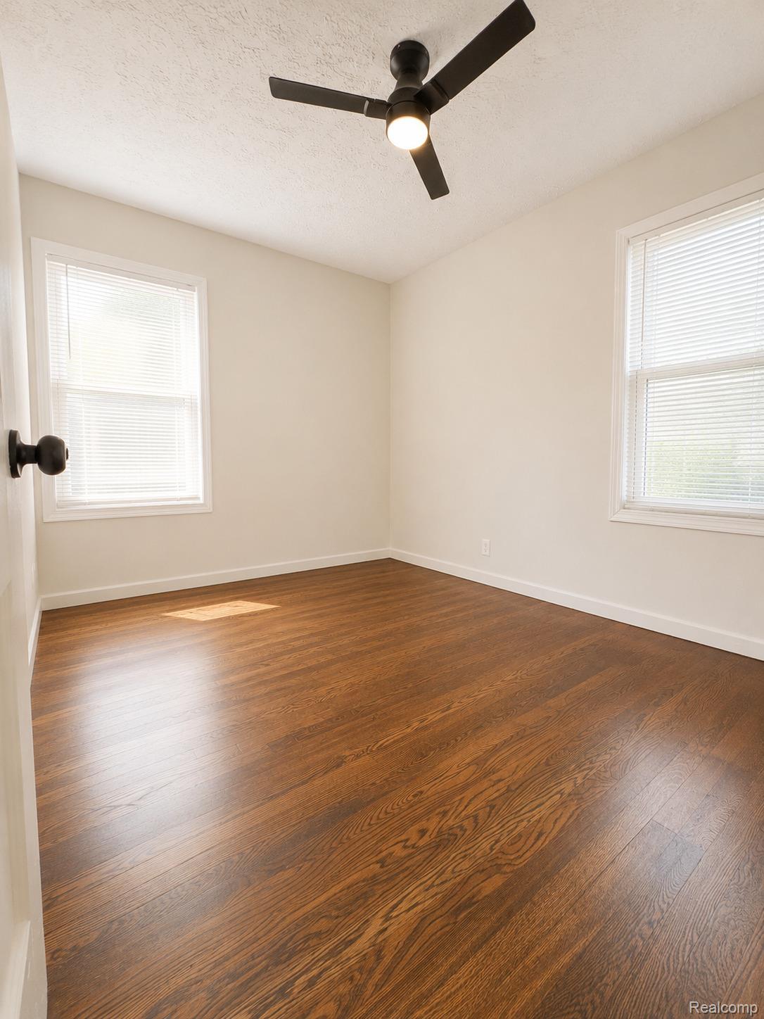 31492 Cherry Hill Road Property Photo 8