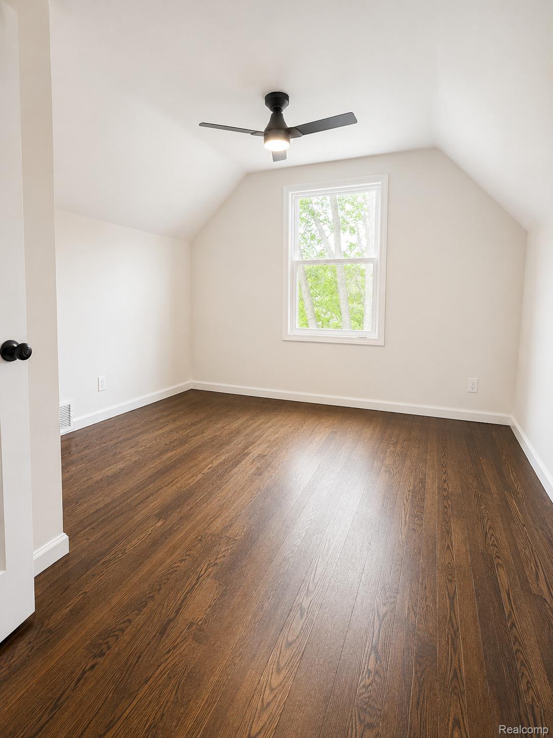 31492 Cherry Hill Road Property Photo 9