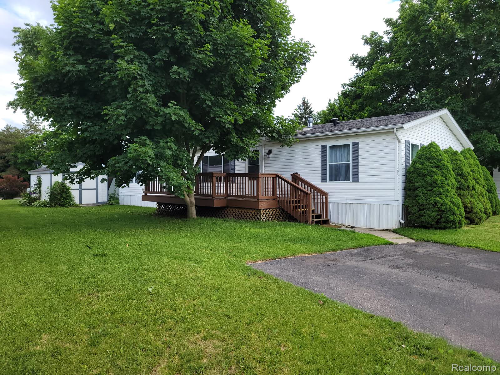 3651 Juniper Street Property Photo 1