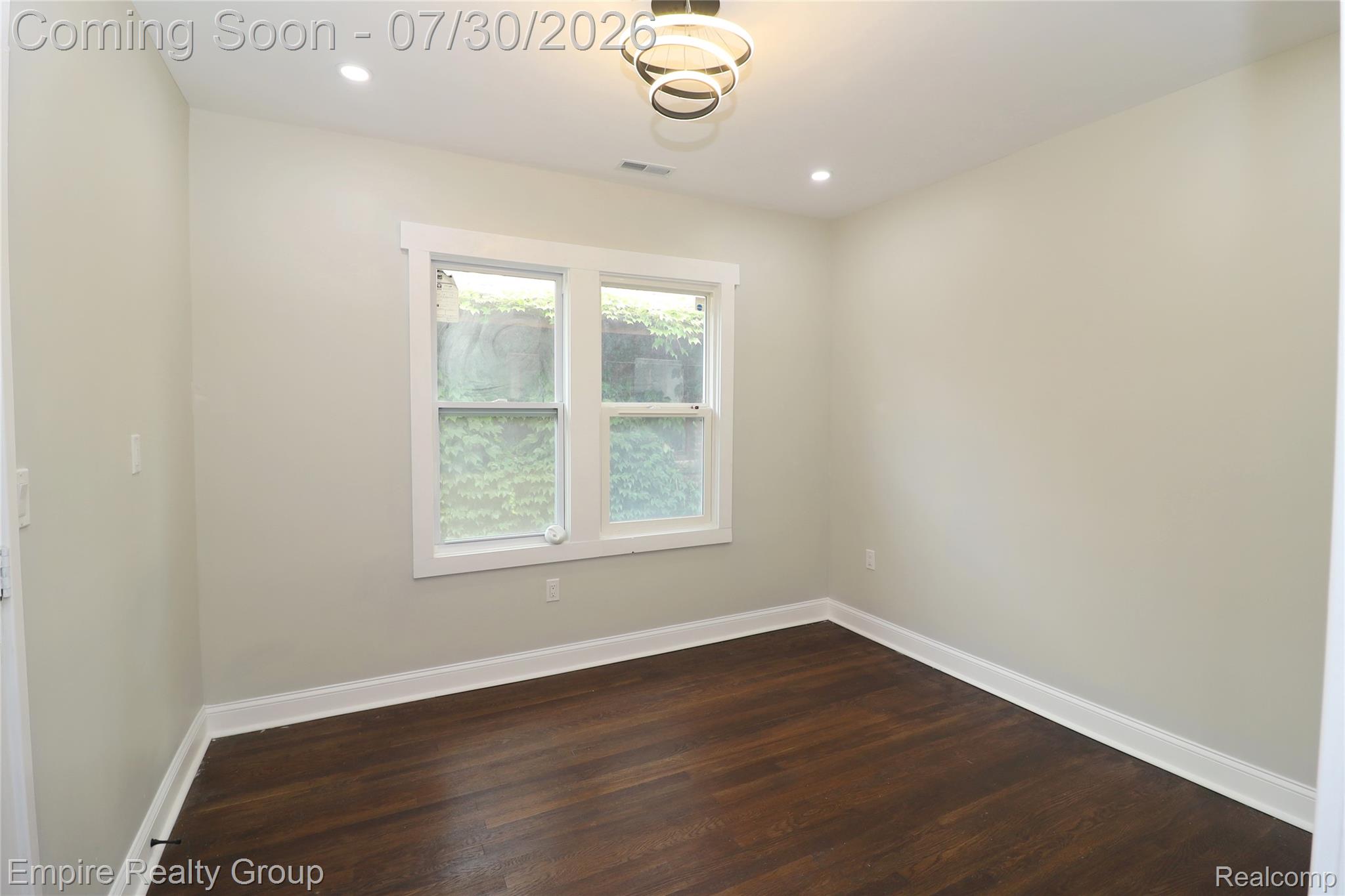 2418 Calvert Street Property Photo 26