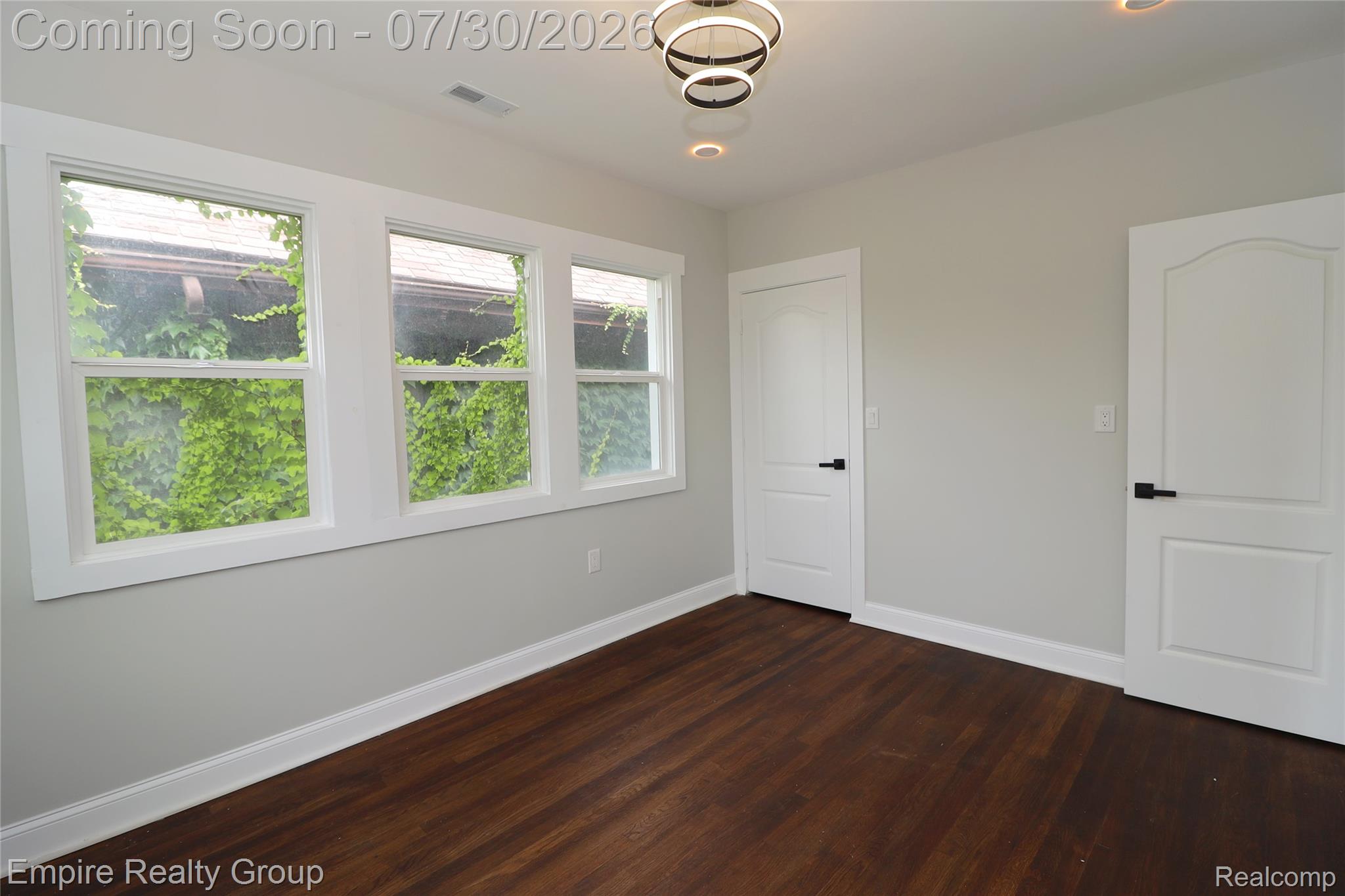 2418 Calvert Street Property Photo 29